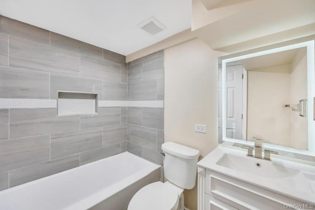 207 August Road, Babylon, NY, 5 Bedrooms Bedrooms, 8 Rooms Rooms,3 BathroomsBathrooms,Residential Lease,For Rent,August,0,985675 207 August Road, Babylon, NY, 5 Bedrooms Bedrooms, 8 Rooms Rooms,3 BathroomsBathrooms,Residential Lease,For Rent,August,0,985675