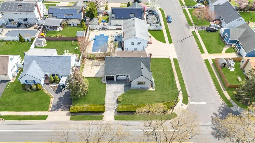 207 August Road, Babylon, NY, 5 Bedrooms Bedrooms, 8 Rooms Rooms,3 BathroomsBathrooms,Residential Lease,For Rent,August,0,985675 207 August Road, Babylon, NY, 5 Bedrooms Bedrooms, 8 Rooms Rooms,3 BathroomsBathrooms,Residential Lease,For Rent,August,0,985675