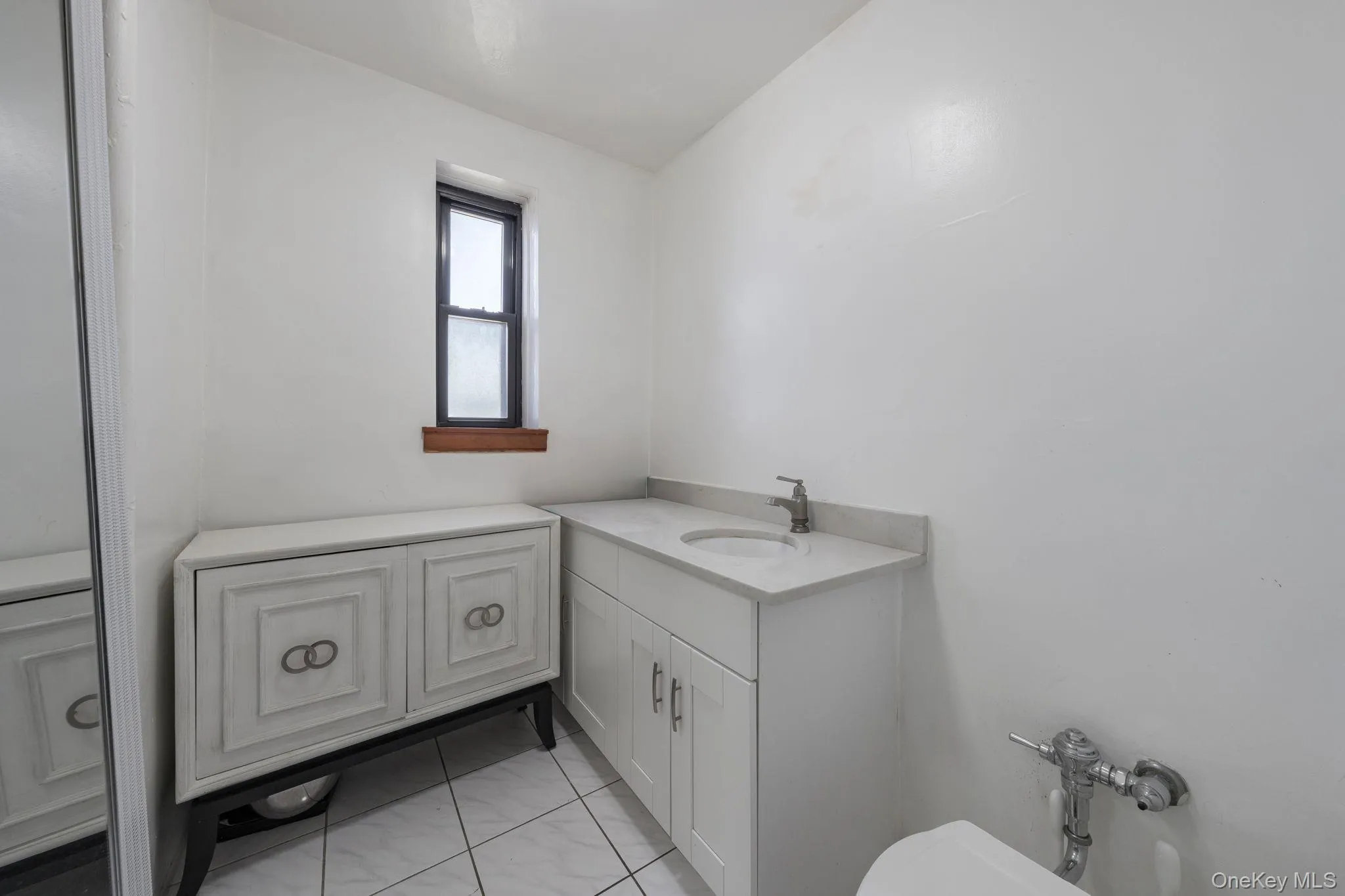 143-50 Hoover Avenue, New York, NY, 1 Bedroom Bedrooms, 3 Rooms Rooms,1 BathroomBathrooms,Residential,For Rent,Hoover,0,985680 143-50 Hoover Avenue, New York, NY, 1 Bedroom Bedrooms, 3 Rooms Rooms,1 BathroomBathrooms,Residential,For Rent,Hoover,0,985680