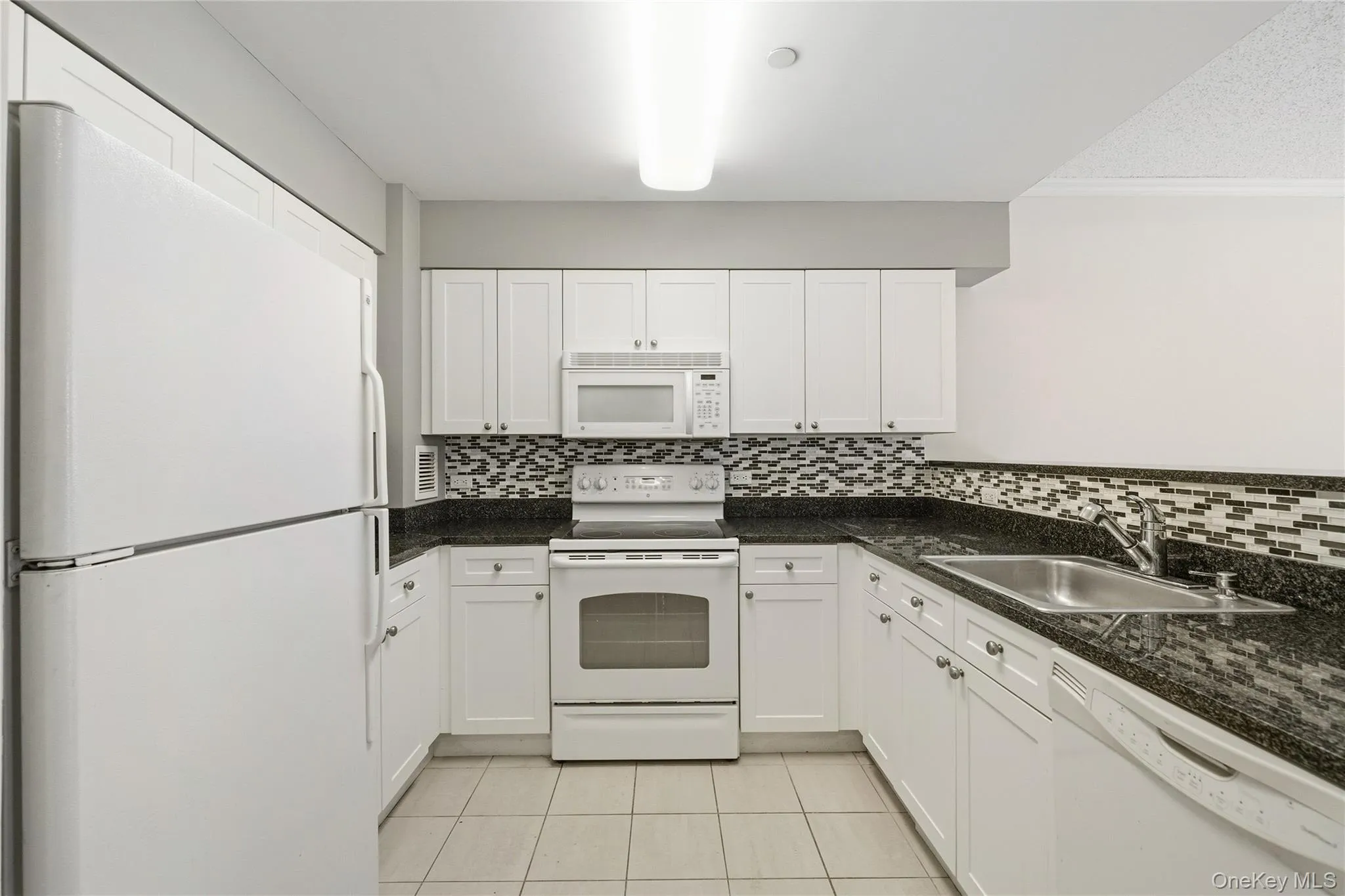 300 Mamaroneck Avenue, White Plains, NY, 1 Bedroom Bedrooms, 3 Rooms Rooms,1 BathroomBathrooms,Residential Lease,For Rent,Mamaroneck,0,985683 300 Mamaroneck Avenue, White Plains, NY, 1 Bedroom Bedrooms, 3 Rooms Rooms,1 BathroomBathrooms,Residential Lease,For Rent,Mamaroneck,0,985683