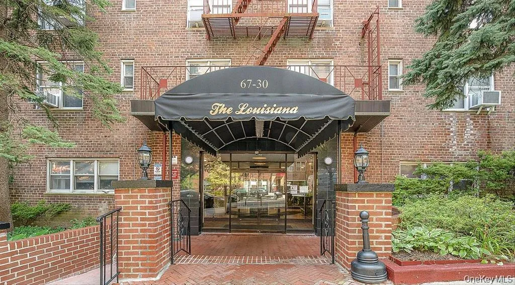 67-30 Clyde Street, New York, NY, 2 Bedrooms Bedrooms, 5 Rooms Rooms,1 BathroomBathrooms,Residential Sale,For Rent,Clyde,0,985710 67-30 Clyde Street, New York, NY, 2 Bedrooms Bedrooms, 5 Rooms Rooms,1 BathroomBathrooms,Residential Sale,For Rent,Clyde,0,985710