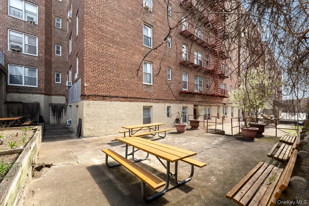 67-30 Clyde Street, New York, NY, 2 Bedrooms Bedrooms, 5 Rooms Rooms,1 BathroomBathrooms,Residential Sale,For Rent,Clyde,0,985710 67-30 Clyde Street, New York, NY, 2 Bedrooms Bedrooms, 5 Rooms Rooms,1 BathroomBathrooms,Residential Sale,For Rent,Clyde,0,985710