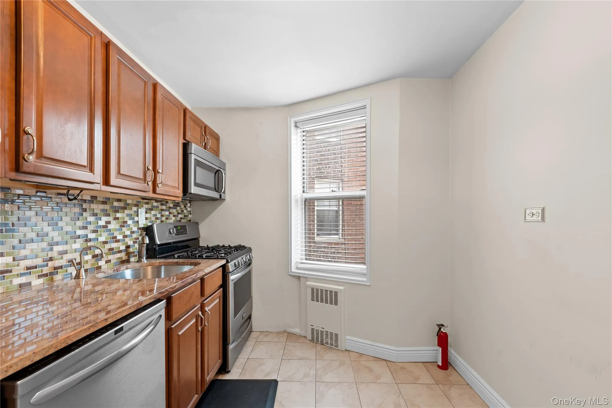 67-30 Clyde Street, New York, NY, 2 Bedrooms Bedrooms, 5 Rooms Rooms,1 BathroomBathrooms,Residential Sale,For Rent,Clyde,0,985710 67-30 Clyde Street, New York, NY, 2 Bedrooms Bedrooms, 5 Rooms Rooms,1 BathroomBathrooms,Residential Sale,For Rent,Clyde,0,985710