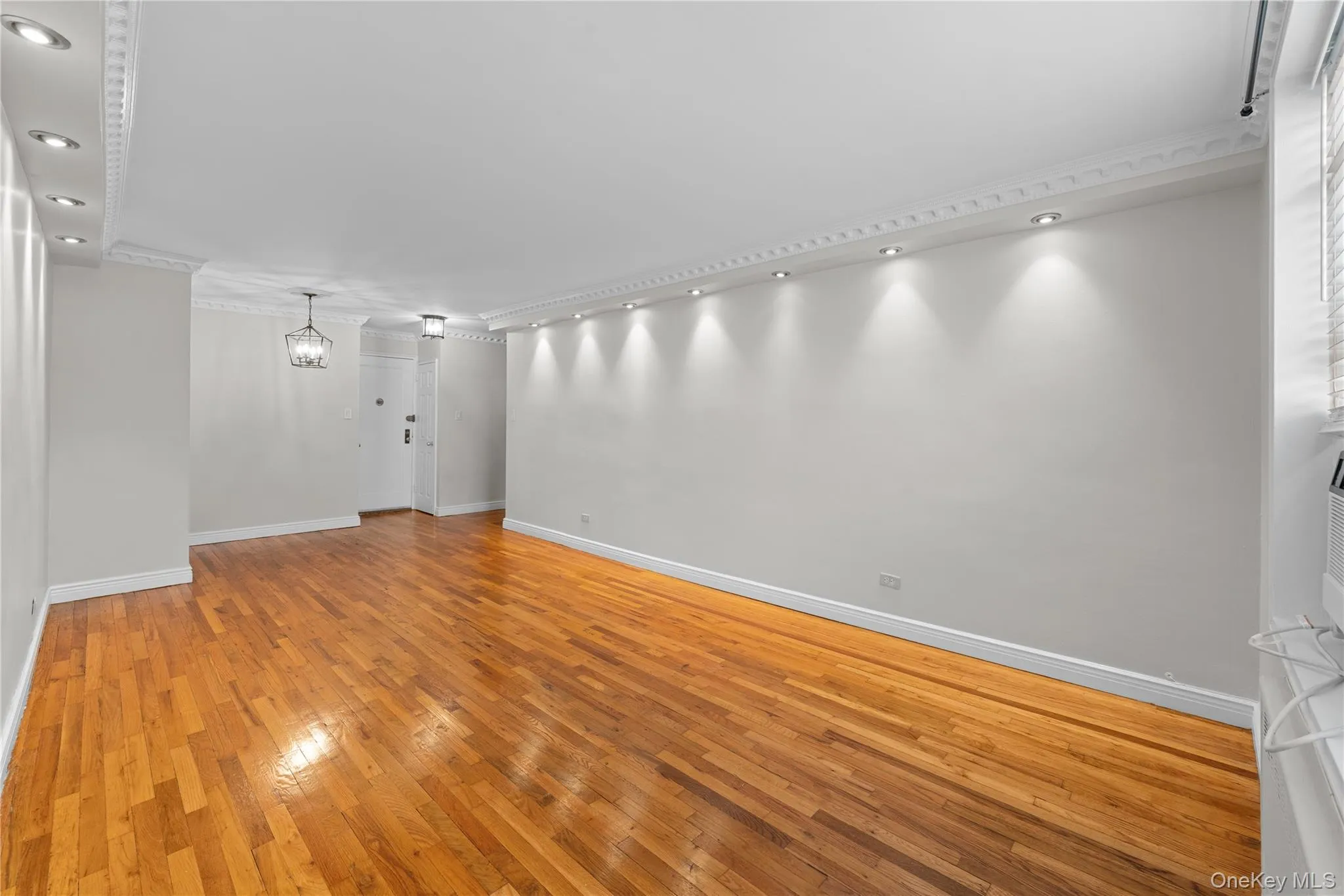 67-30 Clyde Street, New York, NY, 2 Bedrooms Bedrooms, 5 Rooms Rooms,1 BathroomBathrooms,Residential Sale,For Rent,Clyde,0,985710 67-30 Clyde Street, New York, NY, 2 Bedrooms Bedrooms, 5 Rooms Rooms,1 BathroomBathrooms,Residential Sale,For Rent,Clyde,0,985710
