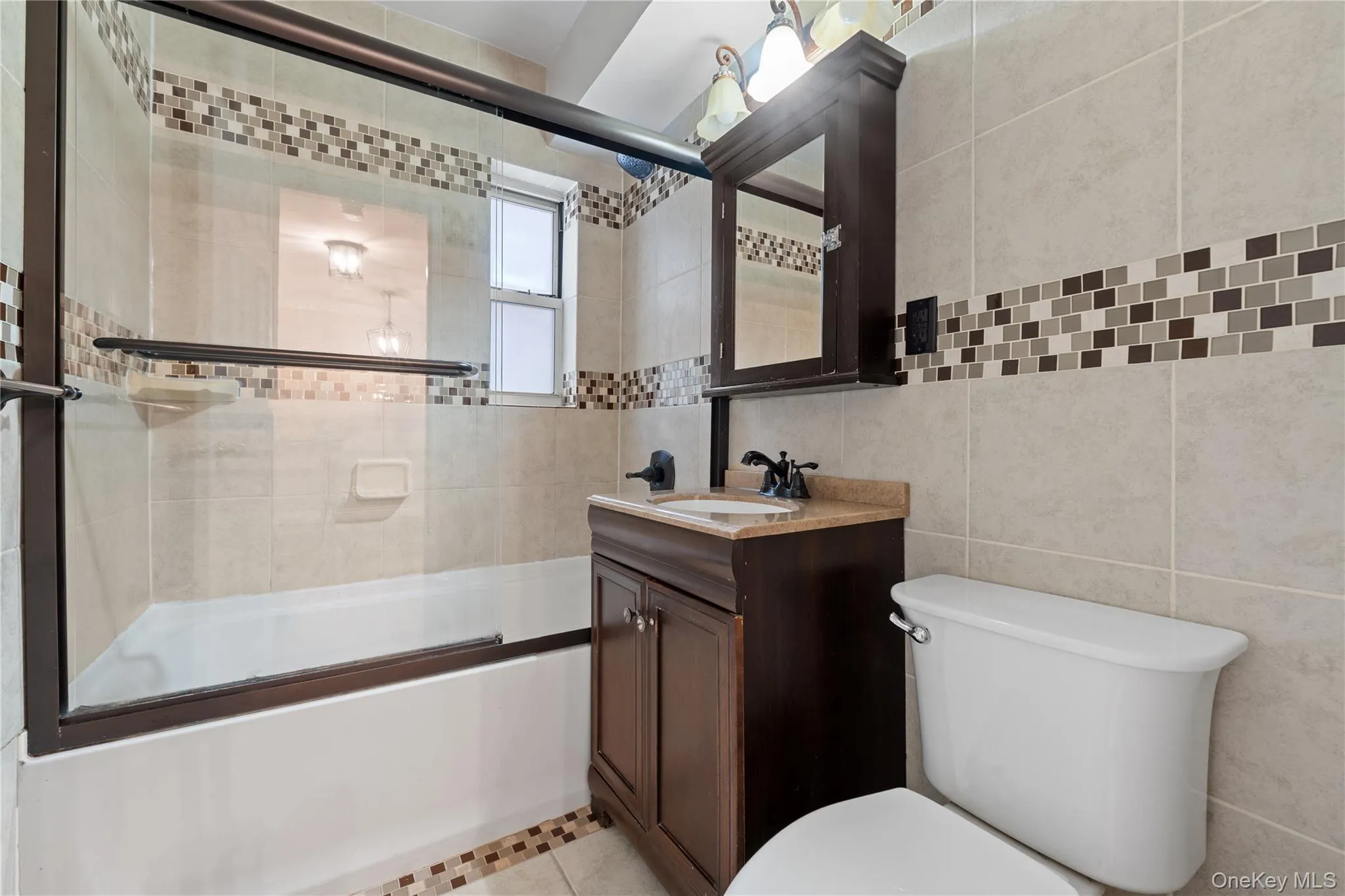 67-30 Clyde Street, New York, NY, 2 Bedrooms Bedrooms, 5 Rooms Rooms,1 BathroomBathrooms,Residential Sale,For Rent,Clyde,0,985710 67-30 Clyde Street, New York, NY, 2 Bedrooms Bedrooms, 5 Rooms Rooms,1 BathroomBathrooms,Residential Sale,For Rent,Clyde,0,985710