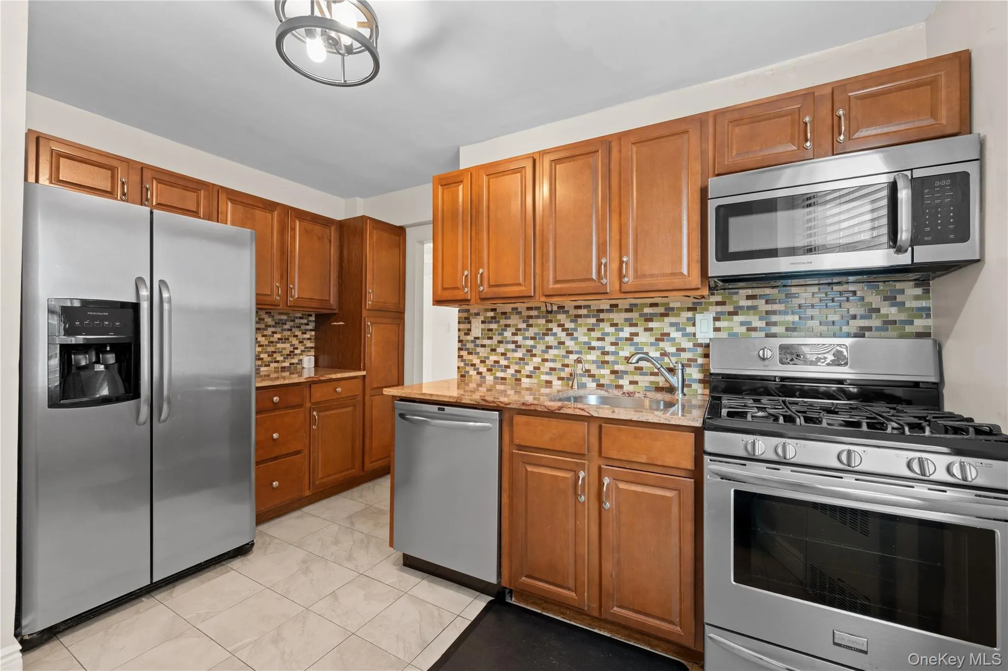 67-30 Clyde Street, New York, NY, 2 Bedrooms Bedrooms, 5 Rooms Rooms,1 BathroomBathrooms,Residential Sale,For Rent,Clyde,0,985710 67-30 Clyde Street, New York, NY, 2 Bedrooms Bedrooms, 5 Rooms Rooms,1 BathroomBathrooms,Residential Sale,For Rent,Clyde,0,985710