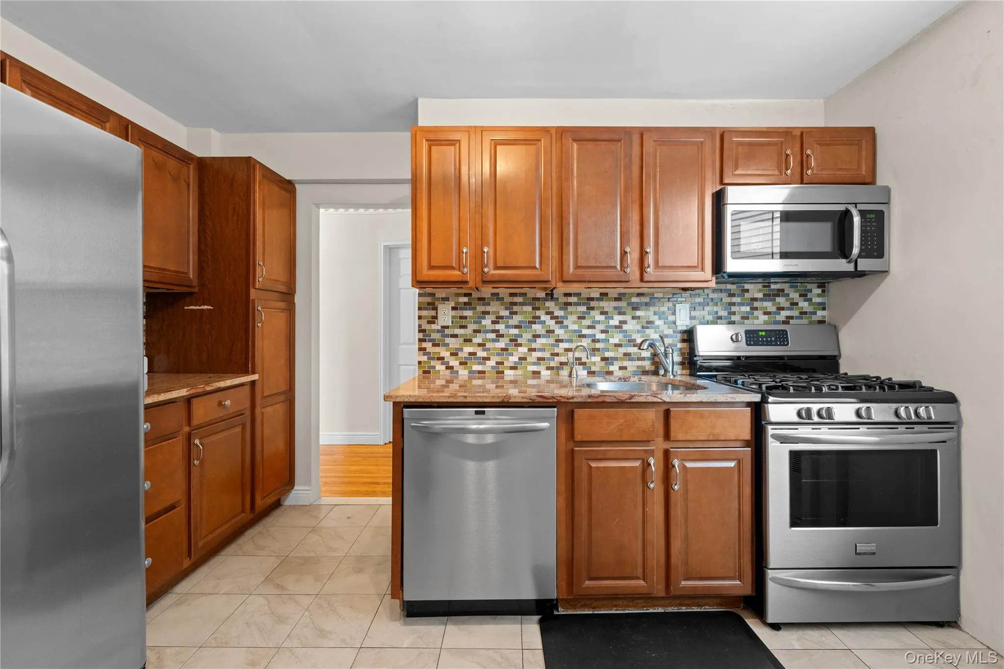 67-30 Clyde Street, New York, NY, 2 Bedrooms Bedrooms, 5 Rooms Rooms,1 BathroomBathrooms,Residential Sale,For Rent,Clyde,0,985710 67-30 Clyde Street, New York, NY, 2 Bedrooms Bedrooms, 5 Rooms Rooms,1 BathroomBathrooms,Residential Sale,For Rent,Clyde,0,985710