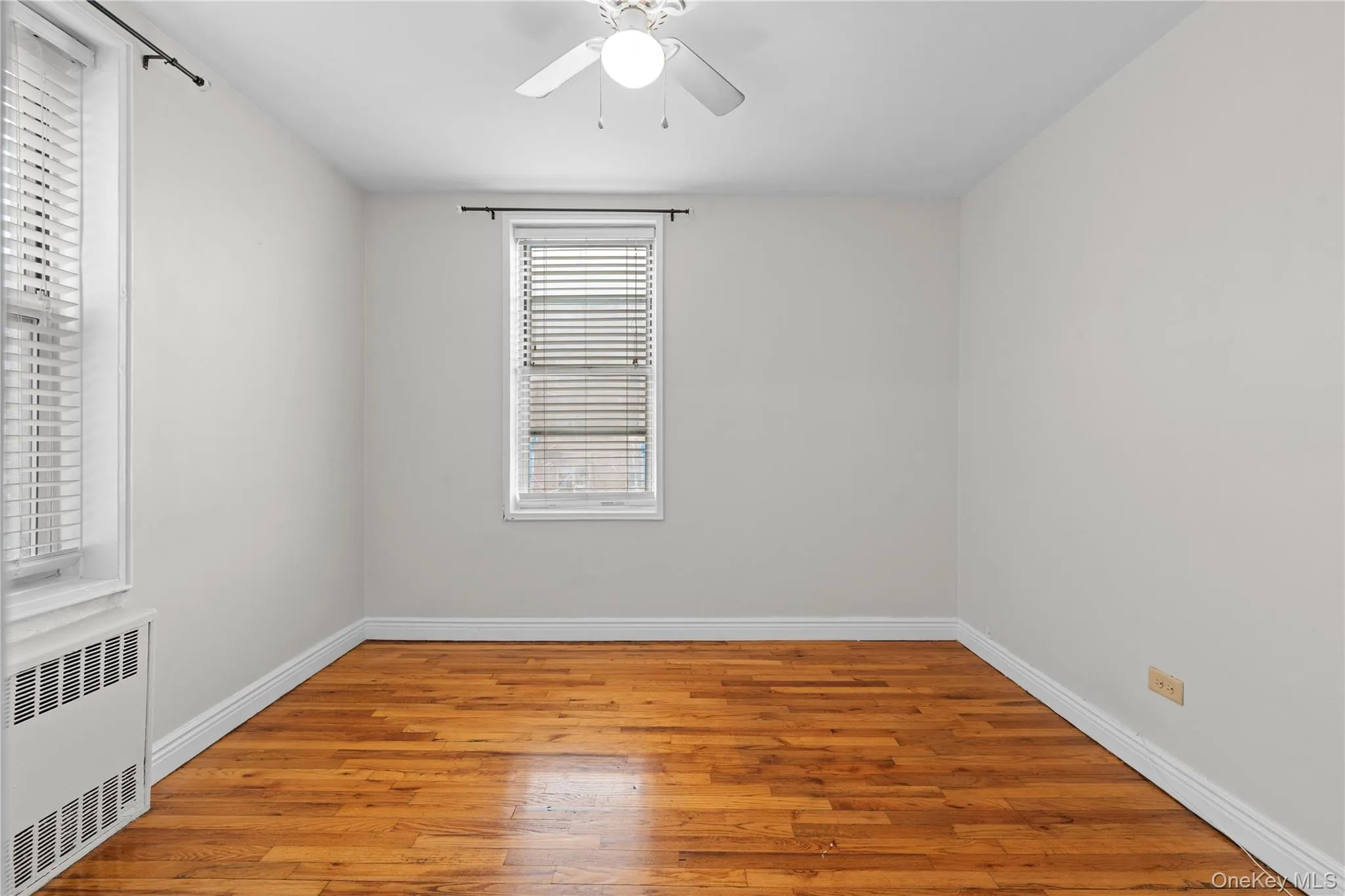 67-30 Clyde Street, New York, NY, 2 Bedrooms Bedrooms, 5 Rooms Rooms,1 BathroomBathrooms,Residential Sale,For Rent,Clyde,0,985710 67-30 Clyde Street, New York, NY, 2 Bedrooms Bedrooms, 5 Rooms Rooms,1 BathroomBathrooms,Residential Sale,For Rent,Clyde,0,985710