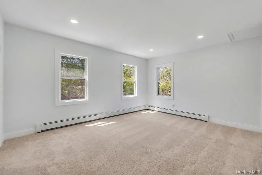 485 Long Island Avenue, Brookhaven, NY, 3 Bedrooms Bedrooms, 7 Rooms Rooms,3 BathroomsBathrooms,Residential,For Rent,Long Island,0,985724 485 Long Island Avenue, Brookhaven, NY, 3 Bedrooms Bedrooms, 7 Rooms Rooms,3 BathroomsBathrooms,Residential,For Rent,Long Island,0,985724