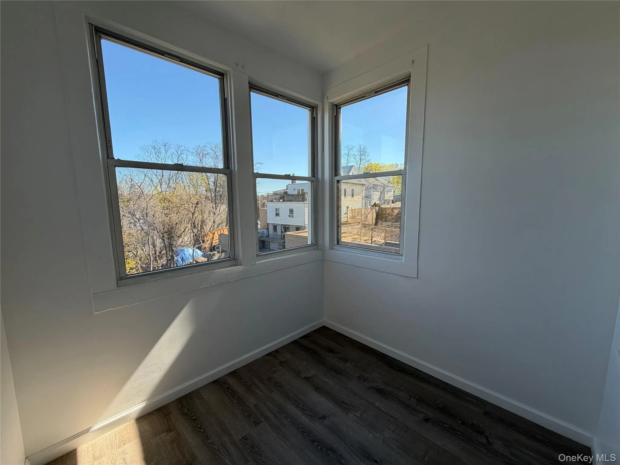 31 Garfield Street, Yonkers, NY, 2 Bedrooms Bedrooms, 5 Rooms Rooms,1 BathroomBathrooms,Residential Lease,For Rent,Garfield,0,985726 31 Garfield Street, Yonkers, NY, 2 Bedrooms Bedrooms, 5 Rooms Rooms,1 BathroomBathrooms,Residential Lease,For Rent,Garfield,0,985726