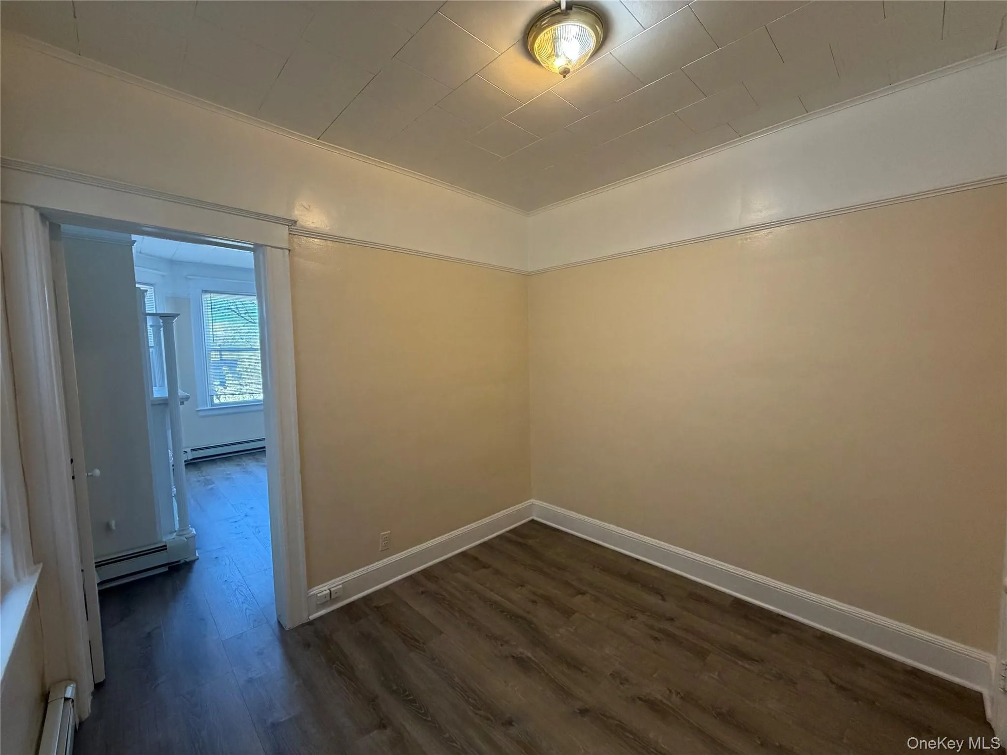 31 Garfield Street, Yonkers, NY, 2 Bedrooms Bedrooms, 5 Rooms Rooms,1 BathroomBathrooms,Residential Lease,For Rent,Garfield,0,985726 31 Garfield Street, Yonkers, NY, 2 Bedrooms Bedrooms, 5 Rooms Rooms,1 BathroomBathrooms,Residential Lease,For Rent,Garfield,0,985726
