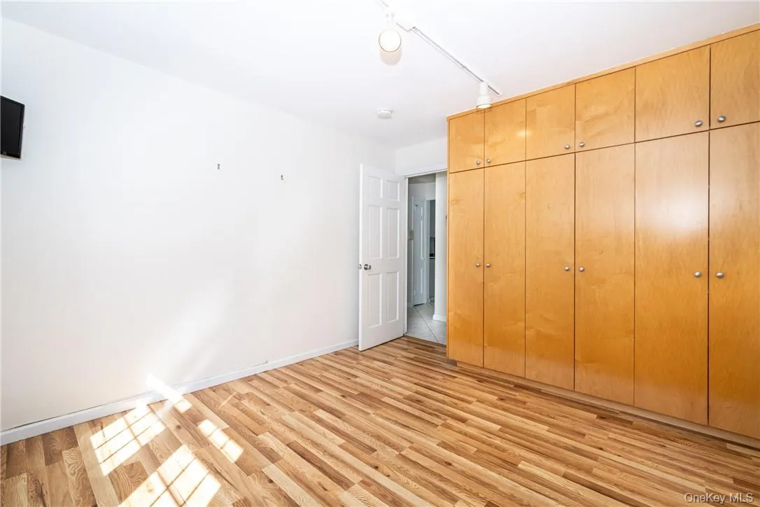 89 Ridgewood Avenue, Yonkers, NY, 3 Bedrooms Bedrooms, 6 Rooms Rooms,2 BathroomsBathrooms,Residential Lease,For Rent,Ridgewood,0,985731 89 Ridgewood Avenue, Yonkers, NY, 3 Bedrooms Bedrooms, 6 Rooms Rooms,2 BathroomsBathrooms,Residential Lease,For Rent,Ridgewood,0,985731