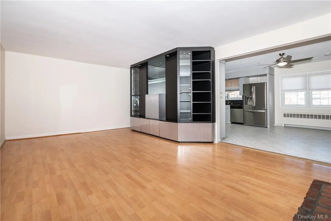 89 Ridgewood Avenue, Yonkers, NY, 3 Bedrooms Bedrooms, 6 Rooms Rooms,2 BathroomsBathrooms,Residential Lease,For Rent,Ridgewood,0,985731 89 Ridgewood Avenue, Yonkers, NY, 3 Bedrooms Bedrooms, 6 Rooms Rooms,2 BathroomsBathrooms,Residential Lease,For Rent,Ridgewood,0,985731