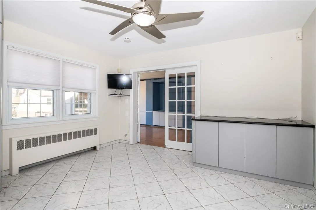 89 Ridgewood Avenue, Yonkers, NY, 3 Bedrooms Bedrooms, 6 Rooms Rooms,2 BathroomsBathrooms,Residential Lease,For Rent,Ridgewood,0,985731 89 Ridgewood Avenue, Yonkers, NY, 3 Bedrooms Bedrooms, 6 Rooms Rooms,2 BathroomsBathrooms,Residential Lease,For Rent,Ridgewood,0,985731