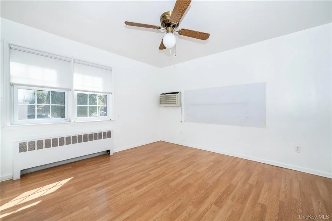 89 Ridgewood Avenue, Yonkers, NY, 3 Bedrooms Bedrooms, 6 Rooms Rooms,2 BathroomsBathrooms,Residential Lease,For Rent,Ridgewood,0,985731 89 Ridgewood Avenue, Yonkers, NY, 3 Bedrooms Bedrooms, 6 Rooms Rooms,2 BathroomsBathrooms,Residential Lease,For Rent,Ridgewood,0,985731