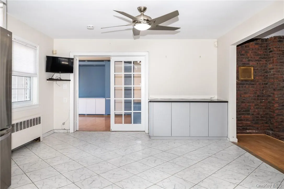 89 Ridgewood Avenue, Yonkers, NY, 3 Bedrooms Bedrooms, 6 Rooms Rooms,2 BathroomsBathrooms,Residential Lease,For Rent,Ridgewood,0,985731 89 Ridgewood Avenue, Yonkers, NY, 3 Bedrooms Bedrooms, 6 Rooms Rooms,2 BathroomsBathrooms,Residential Lease,For Rent,Ridgewood,0,985731