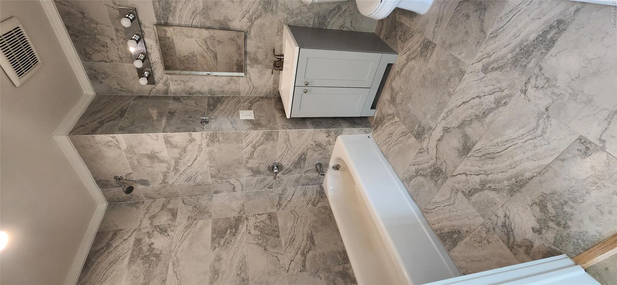 50 Roosevelt Avenue, Hempstead, NY, 2 Bedrooms Bedrooms, 4 Rooms Rooms,1 BathroomBathrooms,Residential Lease,For Rent,Roosevelt,0,985732 50 Roosevelt Avenue, Hempstead, NY, 2 Bedrooms Bedrooms, 4 Rooms Rooms,1 BathroomBathrooms,Residential Lease,For Rent,Roosevelt,0,985732