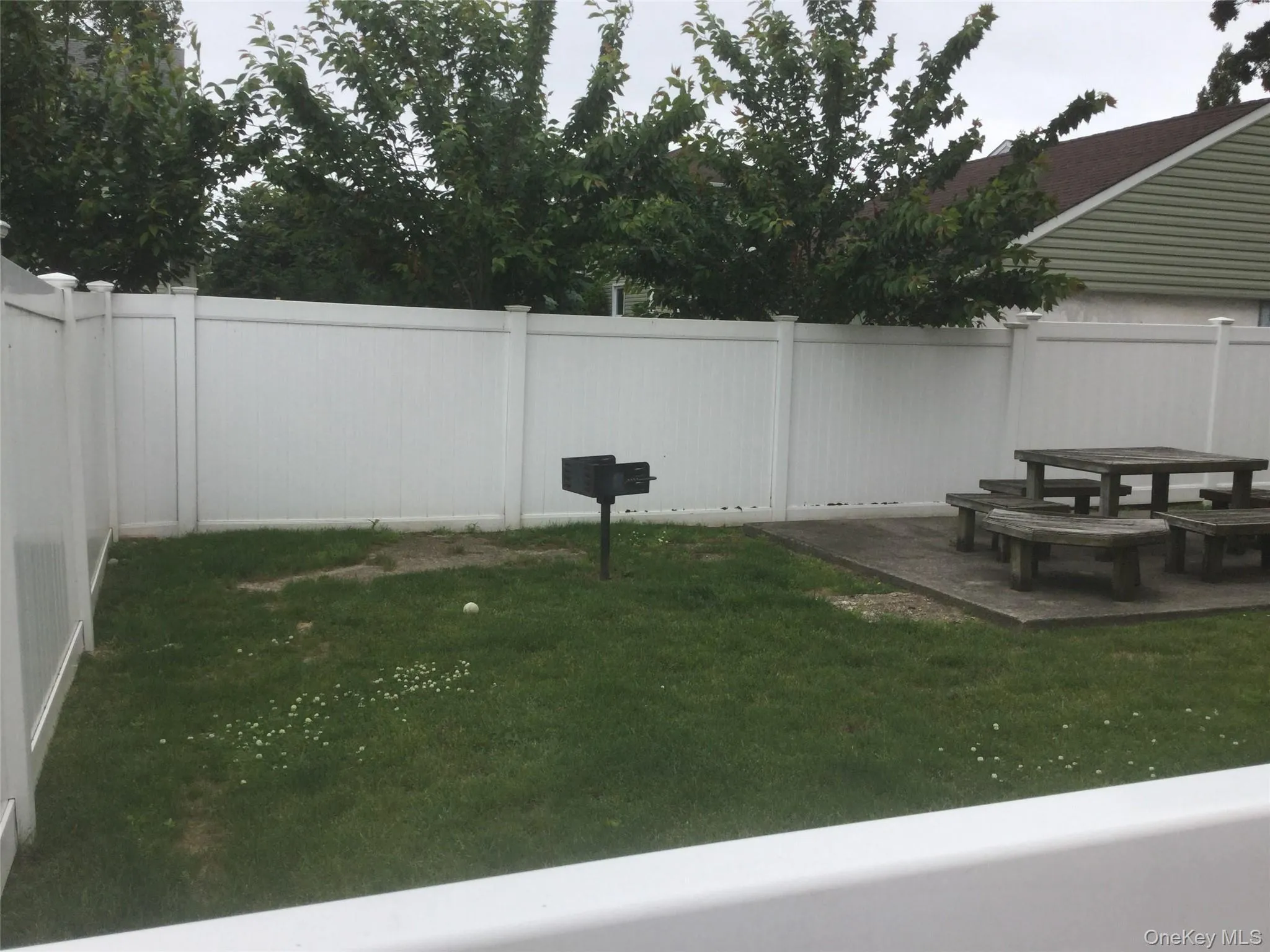 51 Smith Street, Hempstead, NY, 1 Bedroom Bedrooms, 3 Rooms Rooms,1 BathroomBathrooms,Residential Lease,For Rent,Smith,0,985734 51 Smith Street, Hempstead, NY, 1 Bedroom Bedrooms, 3 Rooms Rooms,1 BathroomBathrooms,Residential Lease,For Rent,Smith,0,985734
