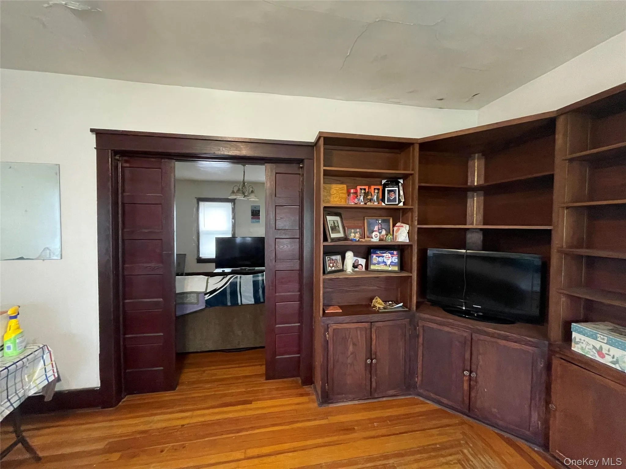 Dining Room with Built in Bookcases Dining Room with Built in Bookcases