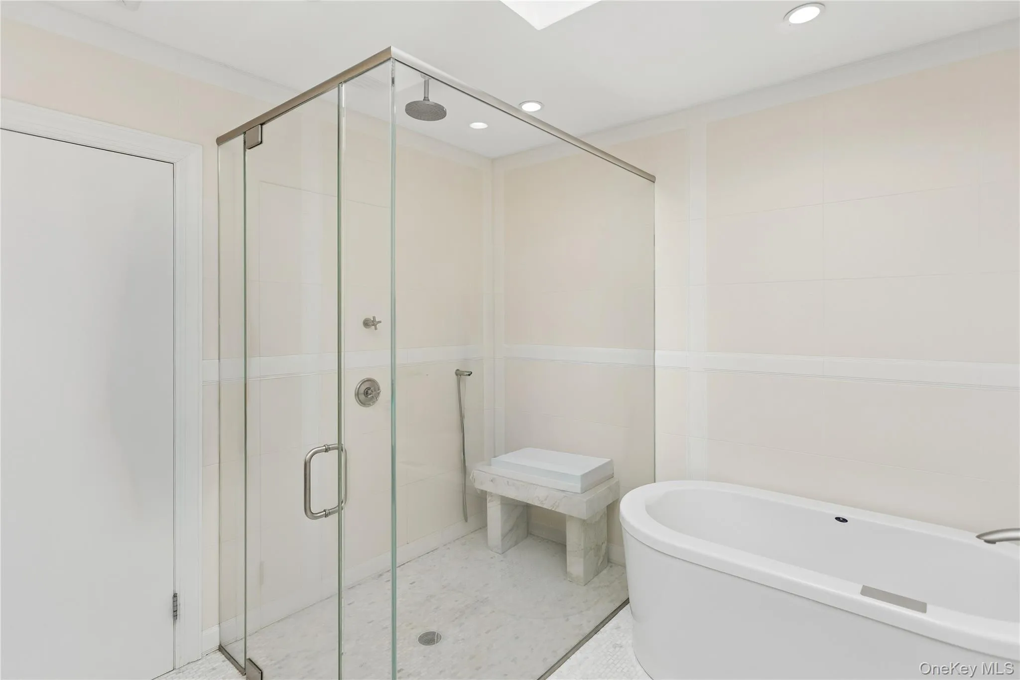 230 Richards Lane, Hempstead, NY, 5 Bedrooms Bedrooms, 12 Rooms Rooms,3 BathroomsBathrooms,Residential,For Rent,Richards,0,985738 230 Richards Lane, Hempstead, NY, 5 Bedrooms Bedrooms, 12 Rooms Rooms,3 BathroomsBathrooms,Residential,For Rent,Richards,0,985738