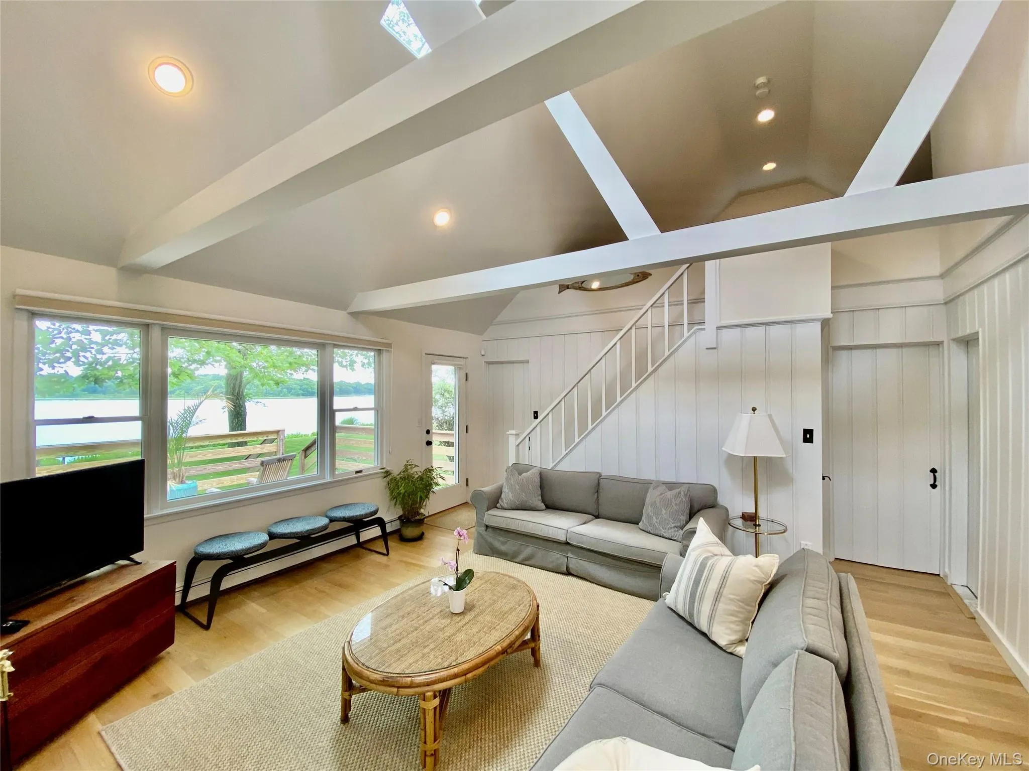 1875 Bayview Avenue, Southold, NY, 3 Bedrooms Bedrooms, 7 Rooms Rooms,2 BathroomsBathrooms,Residential Lease,For Rent,Bayview,0,985778 1875 Bayview Avenue, Southold, NY, 3 Bedrooms Bedrooms, 7 Rooms Rooms,2 BathroomsBathrooms,Residential Lease,For Rent,Bayview,0,985778