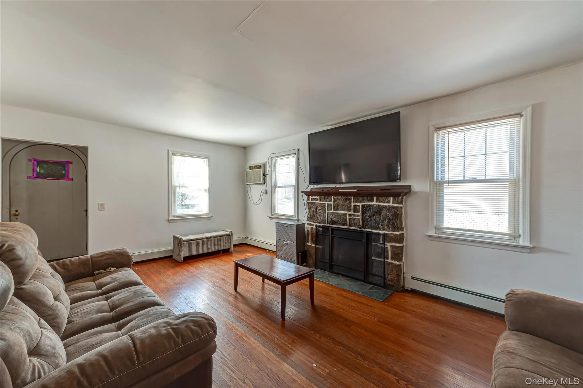 70 Bristol Street, Babylon, NY, 4 Bedrooms Bedrooms, 9 Rooms Rooms,2 BathroomsBathrooms,Residential,For Rent,Bristol,0,985781 70 Bristol Street, Babylon, NY, 4 Bedrooms Bedrooms, 9 Rooms Rooms,2 BathroomsBathrooms,Residential,For Rent,Bristol,0,985781