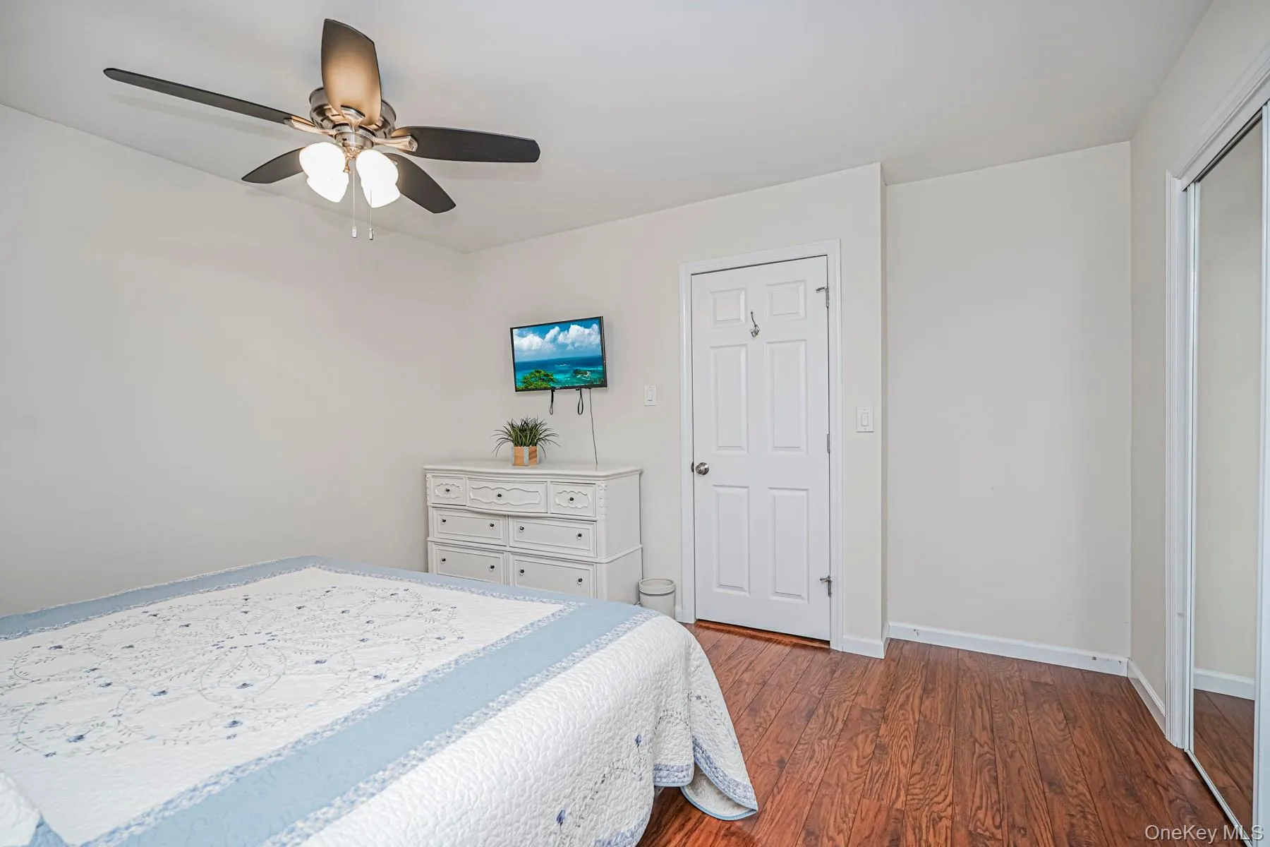 317 Darlington Avenue, New York, NY, 3 Bedrooms Bedrooms, 7 Rooms Rooms,1 BathroomBathrooms,Residential Lease,For Rent,Darlington,0,985785 317 Darlington Avenue, New York, NY, 3 Bedrooms Bedrooms, 7 Rooms Rooms,1 BathroomBathrooms,Residential Lease,For Rent,Darlington,0,985785