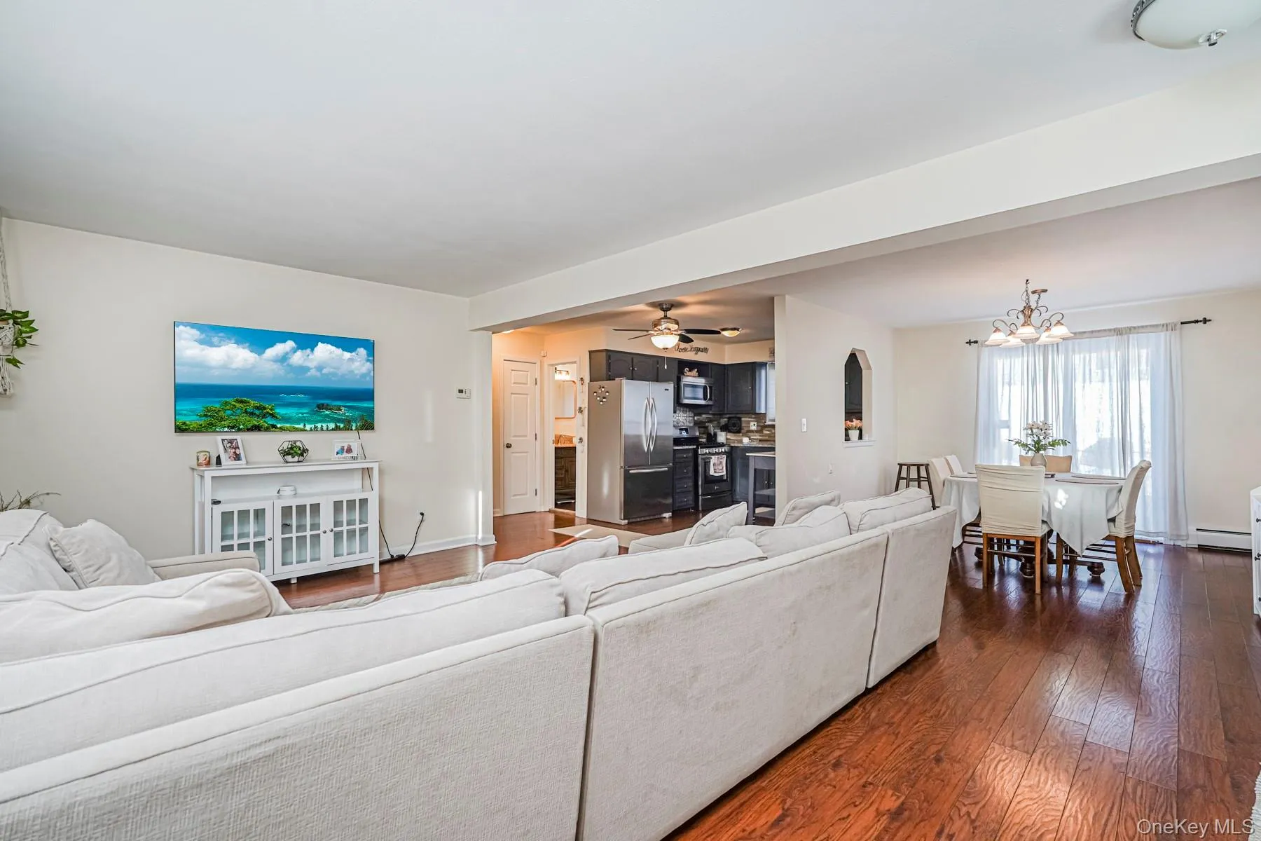 317 Darlington Avenue, New York, NY, 3 Bedrooms Bedrooms, 7 Rooms Rooms,1 BathroomBathrooms,Residential Lease,For Rent,Darlington,0,985785 317 Darlington Avenue, New York, NY, 3 Bedrooms Bedrooms, 7 Rooms Rooms,1 BathroomBathrooms,Residential Lease,For Rent,Darlington,0,985785