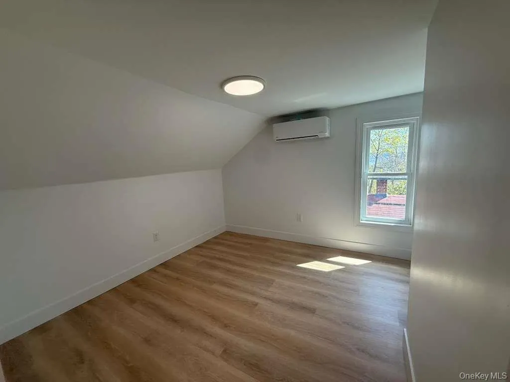 99 Cedar Hill Avenue, Orangetown, NY, 1 Bedroom Bedrooms, 2 Rooms Rooms,1 BathroomBathrooms,Residential Lease,For Rent,Cedar Hill,0,985788 99 Cedar Hill Avenue, Orangetown, NY, 1 Bedroom Bedrooms, 2 Rooms Rooms,1 BathroomBathrooms,Residential Lease,For Rent,Cedar Hill,0,985788