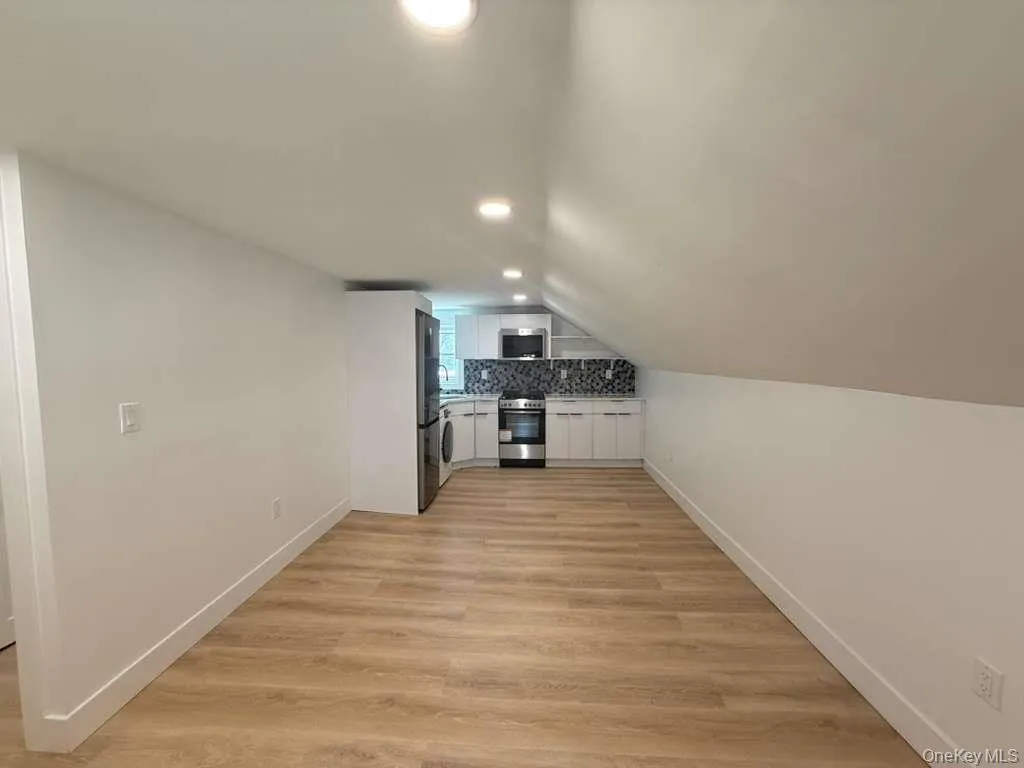 99 Cedar Hill Avenue, Orangetown, NY, 1 Bedroom Bedrooms, 2 Rooms Rooms,1 BathroomBathrooms,Residential Lease,For Rent,Cedar Hill,0,985788 99 Cedar Hill Avenue, Orangetown, NY, 1 Bedroom Bedrooms, 2 Rooms Rooms,1 BathroomBathrooms,Residential Lease,For Rent,Cedar Hill,0,985788