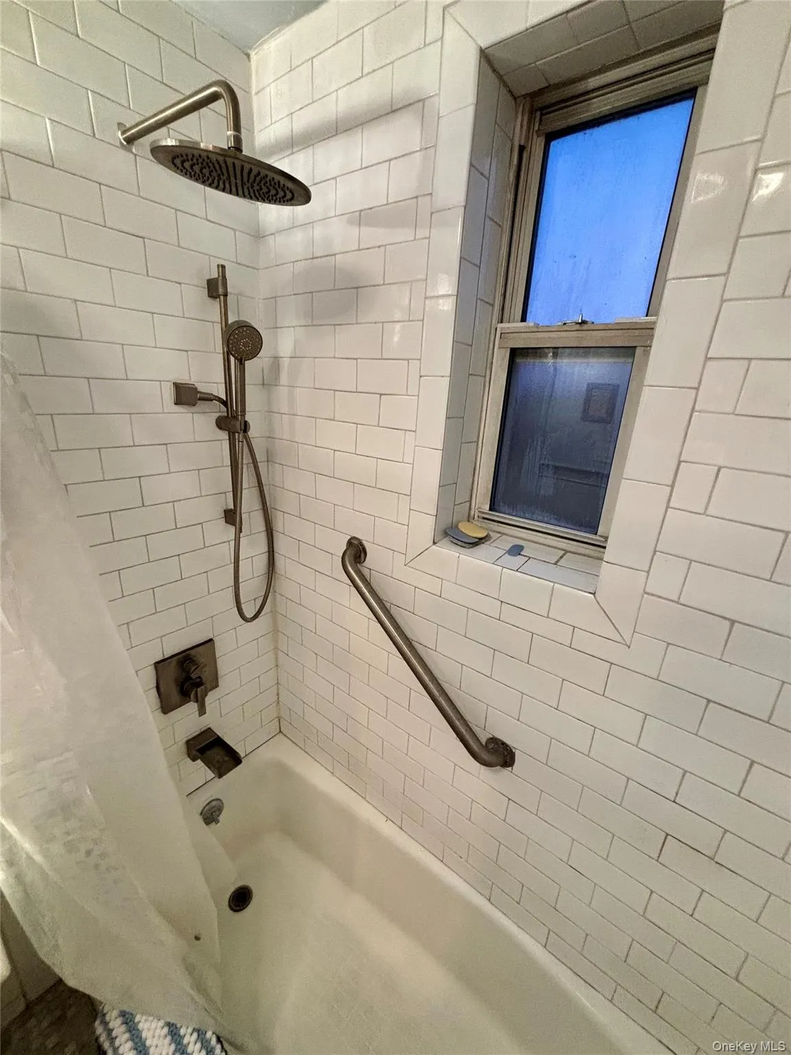 40 DAVENPORT, New Rochelle, NY, 3 Bedrooms Bedrooms, 5 Rooms Rooms,1 BathroomBathrooms,Residential Sale,For Rent,DAVENPORT,0,985790 40 DAVENPORT, New Rochelle, NY, 3 Bedrooms Bedrooms, 5 Rooms Rooms,1 BathroomBathrooms,Residential Sale,For Rent,DAVENPORT,0,985790