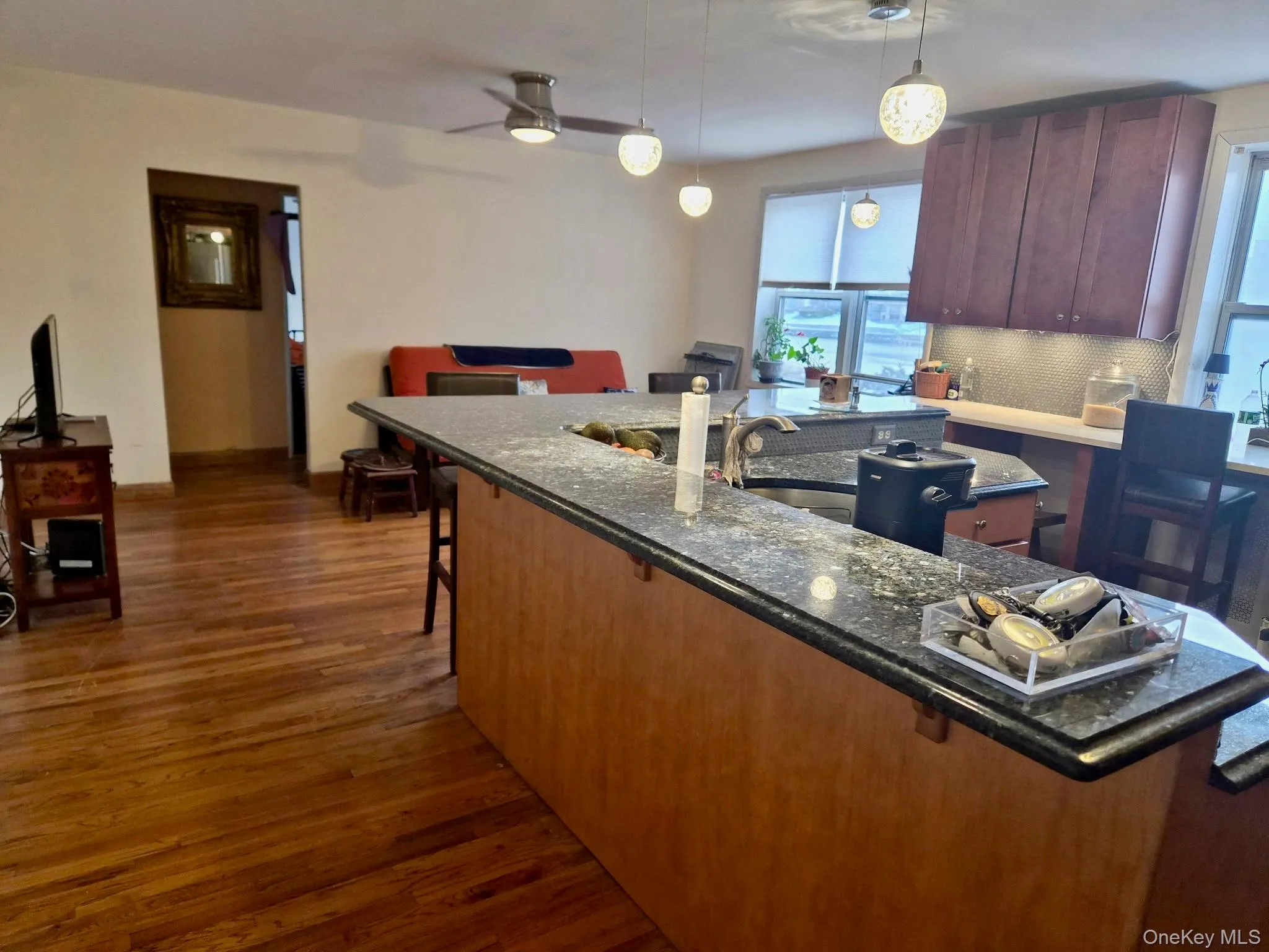 40 DAVENPORT, New Rochelle, NY, 3 Bedrooms Bedrooms, 5 Rooms Rooms,1 BathroomBathrooms,Residential Sale,For Rent,DAVENPORT,0,985790 40 DAVENPORT, New Rochelle, NY, 3 Bedrooms Bedrooms, 5 Rooms Rooms,1 BathroomBathrooms,Residential Sale,For Rent,DAVENPORT,0,985790