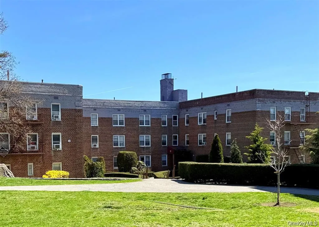 40 DAVENPORT, New Rochelle, NY, 3 Bedrooms Bedrooms, 5 Rooms Rooms,1 BathroomBathrooms,Residential Sale,For Rent,DAVENPORT,0,985790 40 DAVENPORT, New Rochelle, NY, 3 Bedrooms Bedrooms, 5 Rooms Rooms,1 BathroomBathrooms,Residential Sale,For Rent,DAVENPORT,0,985790