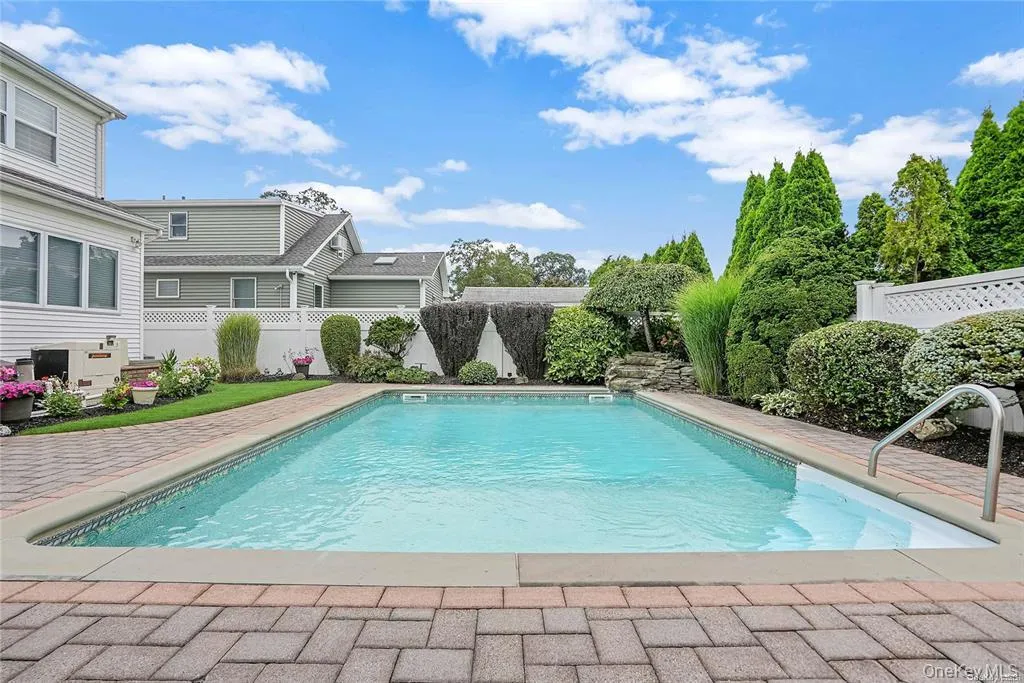 132 Atlantic Avenue, Oyster Bay, NY, 4 Bedrooms Bedrooms, 9 Rooms Rooms,3 BathroomsBathrooms,Residential,For Rent,Atlantic,0,985809 132 Atlantic Avenue, Oyster Bay, NY, 4 Bedrooms Bedrooms, 9 Rooms Rooms,3 BathroomsBathrooms,Residential,For Rent,Atlantic,0,985809