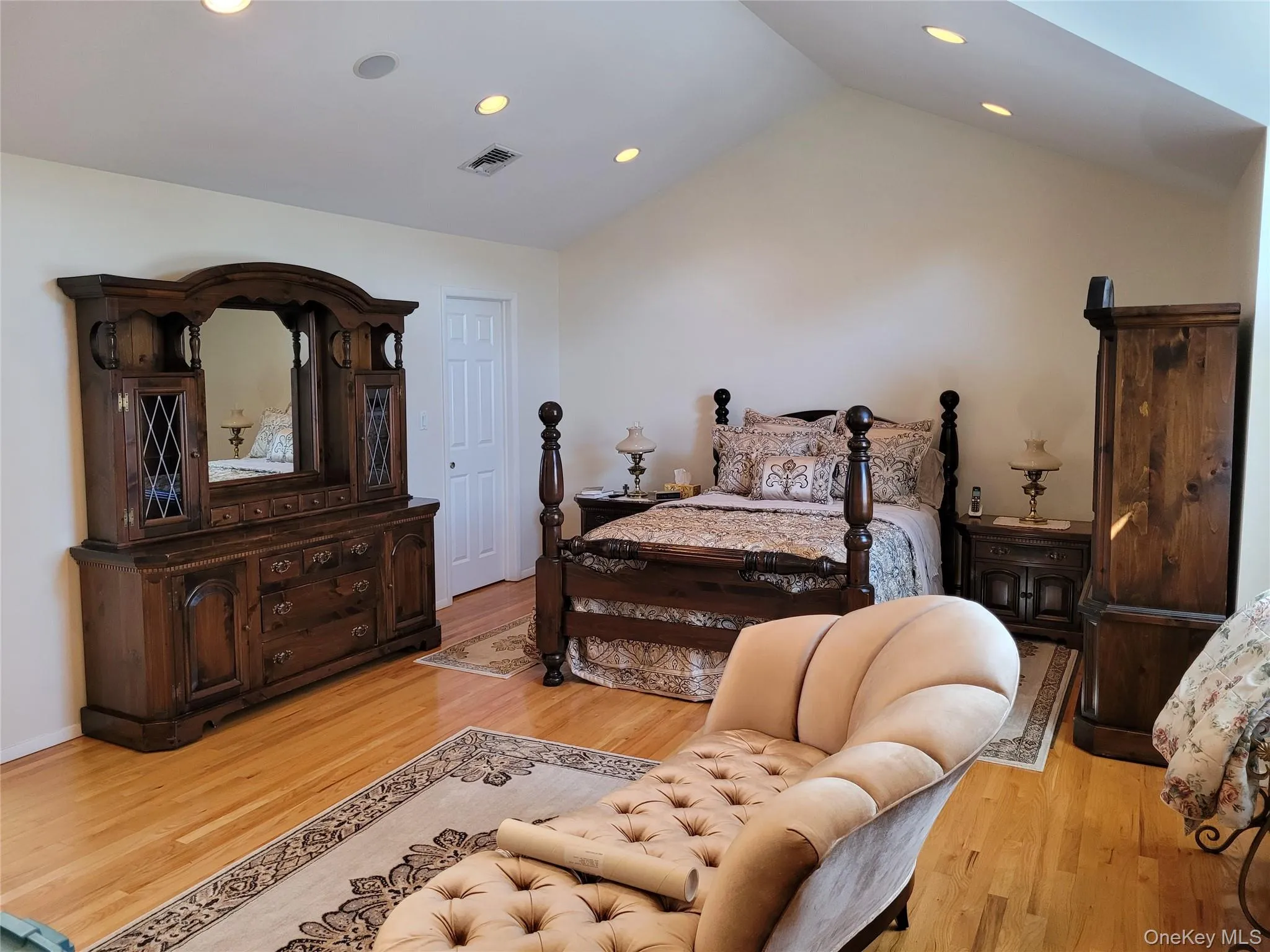 132 Atlantic Avenue, Oyster Bay, NY, 4 Bedrooms Bedrooms, 9 Rooms Rooms,3 BathroomsBathrooms,Residential,For Rent,Atlantic,0,985809 132 Atlantic Avenue, Oyster Bay, NY, 4 Bedrooms Bedrooms, 9 Rooms Rooms,3 BathroomsBathrooms,Residential,For Rent,Atlantic,0,985809