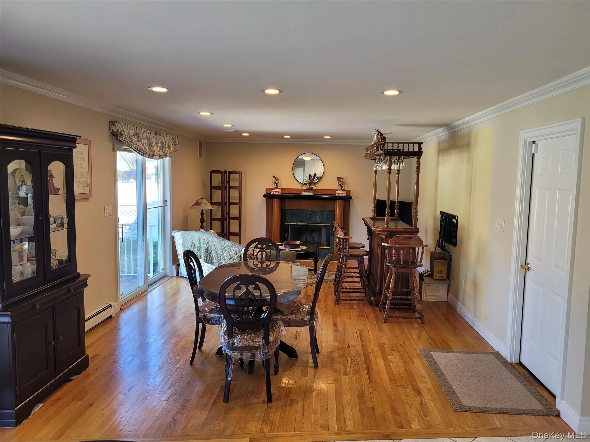 132 Atlantic Avenue, Oyster Bay, NY, 4 Bedrooms Bedrooms, 9 Rooms Rooms,3 BathroomsBathrooms,Residential,For Rent,Atlantic,0,985809 132 Atlantic Avenue, Oyster Bay, NY, 4 Bedrooms Bedrooms, 9 Rooms Rooms,3 BathroomsBathrooms,Residential,For Rent,Atlantic,0,985809