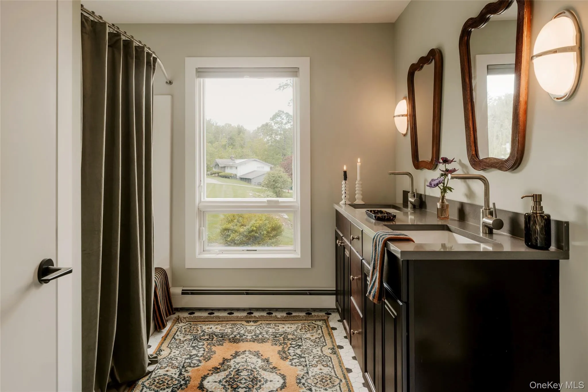 18 Scenic Drive, Hyde Park, NY, 4 Bedrooms Bedrooms, 7 Rooms Rooms,4 BathroomsBathrooms,Residential Sale,For Rent,Scenic,0,985816 18 Scenic Drive, Hyde Park, NY, 4 Bedrooms Bedrooms, 7 Rooms Rooms,4 BathroomsBathrooms,Residential Sale,For Rent,Scenic,0,985816