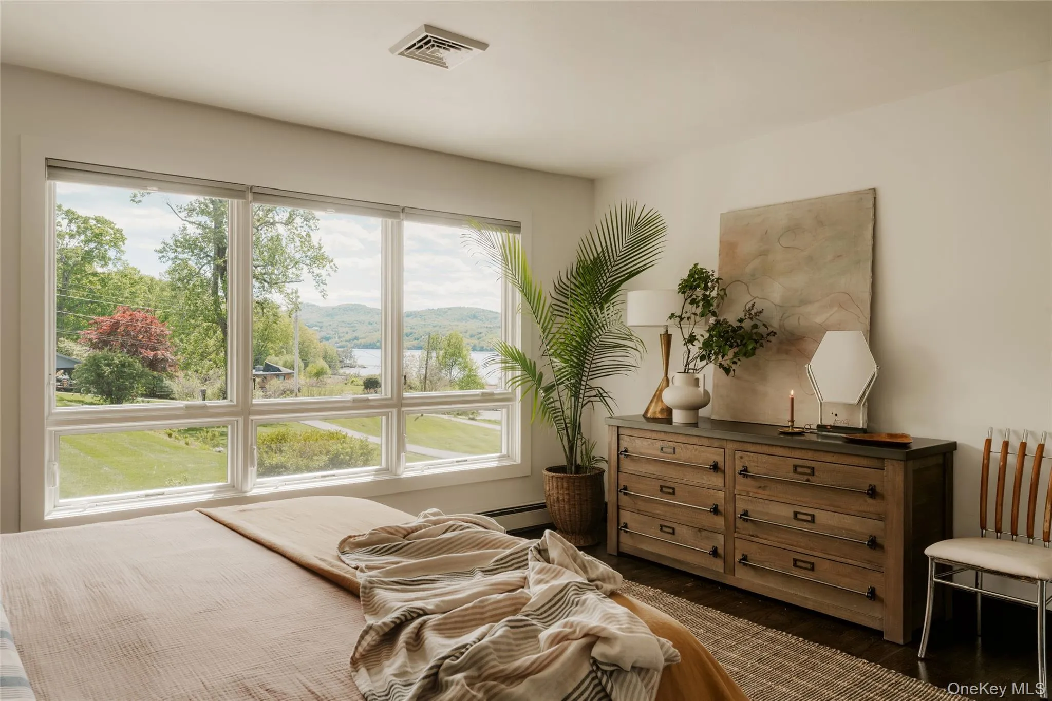 18 Scenic Drive, Hyde Park, NY, 4 Bedrooms Bedrooms, 7 Rooms Rooms,4 BathroomsBathrooms,Residential Sale,For Rent,Scenic,0,985816 18 Scenic Drive, Hyde Park, NY, 4 Bedrooms Bedrooms, 7 Rooms Rooms,4 BathroomsBathrooms,Residential Sale,For Rent,Scenic,0,985816