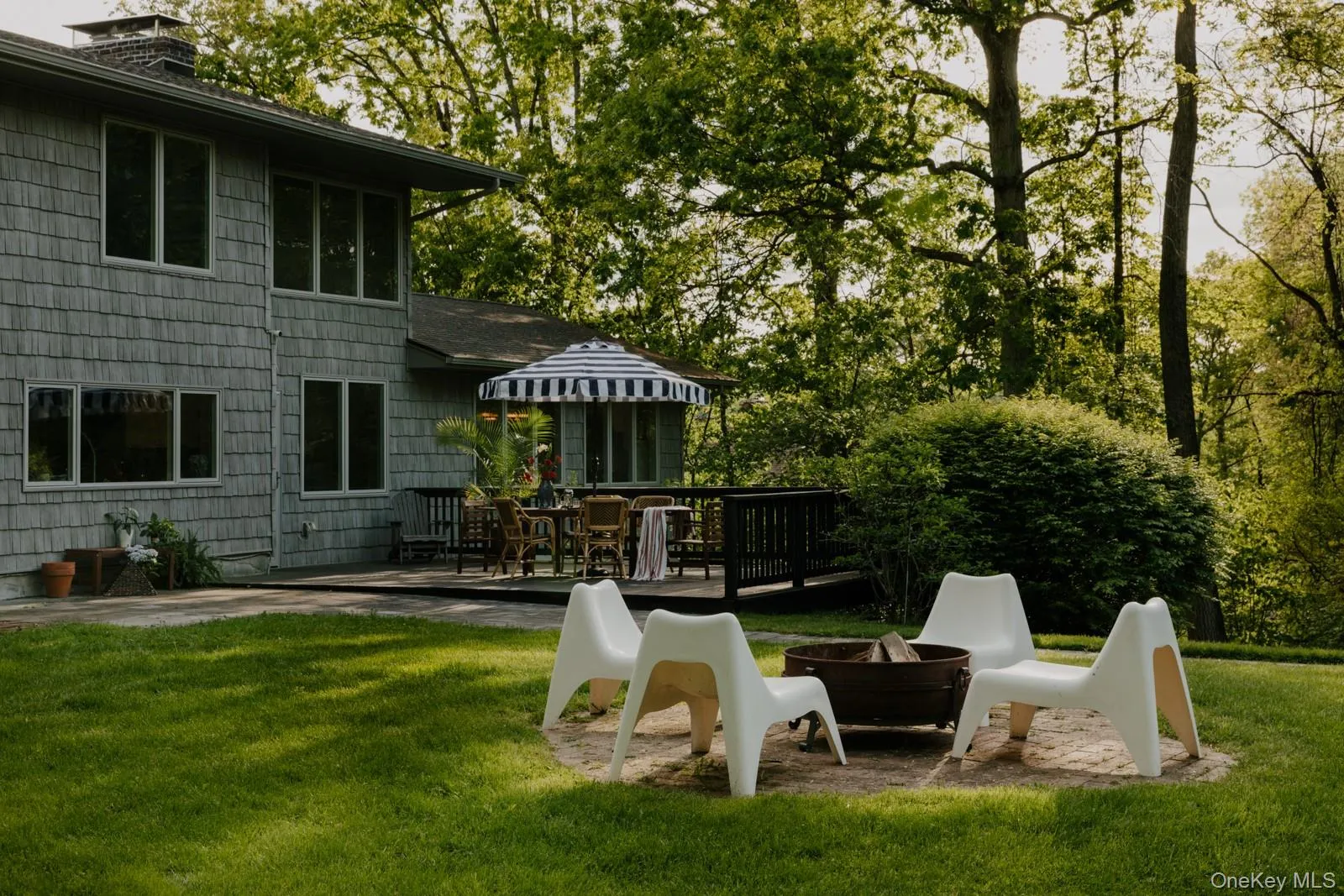 18 Scenic Drive, Hyde Park, NY, 4 Bedrooms Bedrooms, 7 Rooms Rooms,4 BathroomsBathrooms,Residential Sale,For Rent,Scenic,0,985816 18 Scenic Drive, Hyde Park, NY, 4 Bedrooms Bedrooms, 7 Rooms Rooms,4 BathroomsBathrooms,Residential Sale,For Rent,Scenic,0,985816