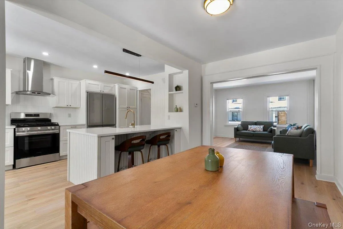 8 Cedar Street, Beacon, NY, 3 Bedrooms Bedrooms, 7 Rooms Rooms,1 BathroomBathrooms,Residential Lease,For Rent,Cedar,0,985842 8 Cedar Street, Beacon, NY, 3 Bedrooms Bedrooms, 7 Rooms Rooms,1 BathroomBathrooms,Residential Lease,For Rent,Cedar,0,985842