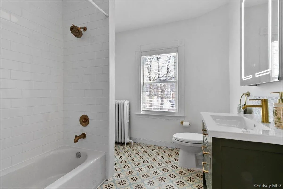 8 Cedar Street, Beacon, NY, 3 Bedrooms Bedrooms, 7 Rooms Rooms,1 BathroomBathrooms,Residential Lease,For Rent,Cedar,0,985842 8 Cedar Street, Beacon, NY, 3 Bedrooms Bedrooms, 7 Rooms Rooms,1 BathroomBathrooms,Residential Lease,For Rent,Cedar,0,985842