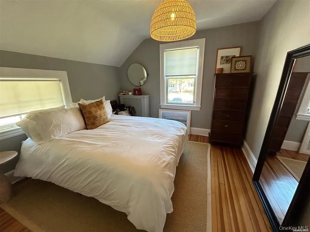 65 Main Street, Huntington, NY, 3 Bedrooms Bedrooms, 7 Rooms Rooms,1 BathroomBathrooms,Residential Lease,For Rent,Main,0,985847 65 Main Street, Huntington, NY, 3 Bedrooms Bedrooms, 7 Rooms Rooms,1 BathroomBathrooms,Residential Lease,For Rent,Main,0,985847