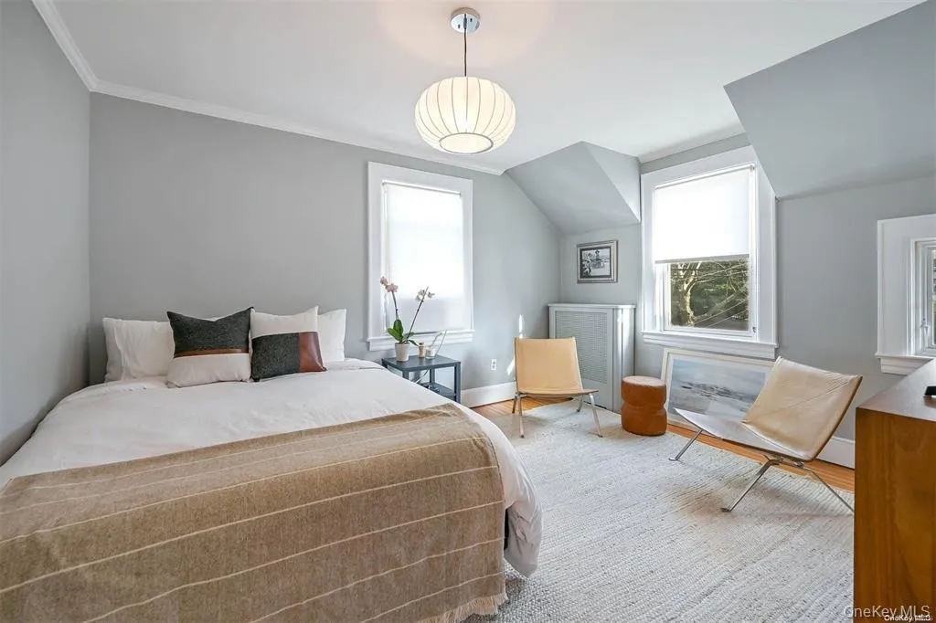 65 Main Street, Huntington, NY, 3 Bedrooms Bedrooms, 7 Rooms Rooms,1 BathroomBathrooms,Residential Lease,For Rent,Main,0,985847 65 Main Street, Huntington, NY, 3 Bedrooms Bedrooms, 7 Rooms Rooms,1 BathroomBathrooms,Residential Lease,For Rent,Main,0,985847