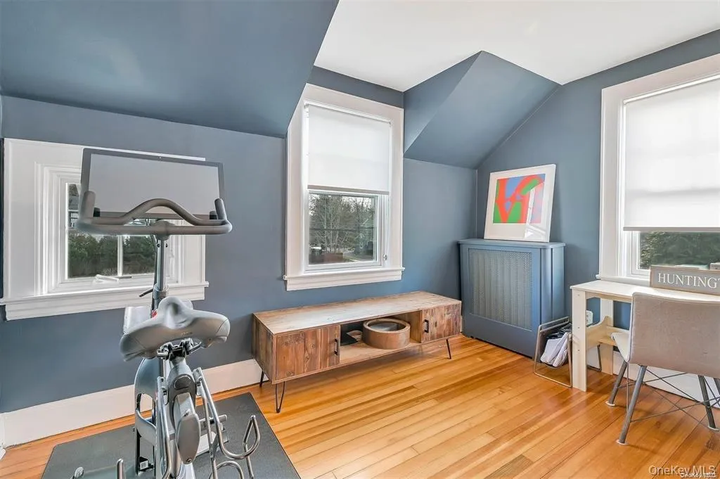 65 Main Street, Huntington, NY, 3 Bedrooms Bedrooms, 7 Rooms Rooms,1 BathroomBathrooms,Residential Lease,For Rent,Main,0,985847 65 Main Street, Huntington, NY, 3 Bedrooms Bedrooms, 7 Rooms Rooms,1 BathroomBathrooms,Residential Lease,For Rent,Main,0,985847