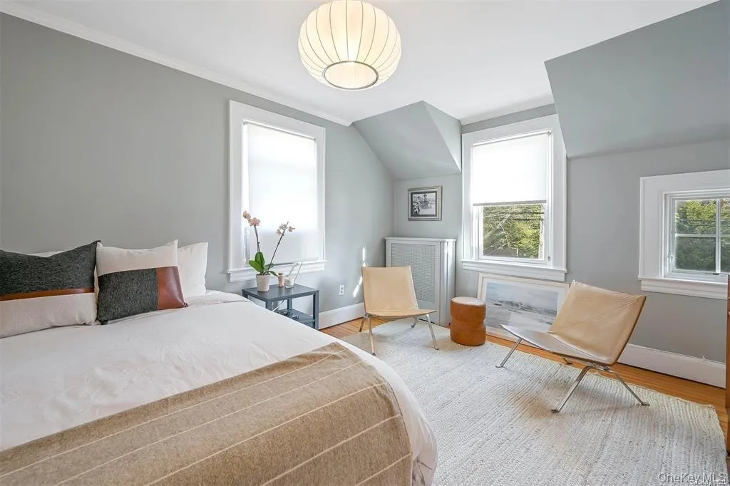 65 Main Street, Huntington, NY, 3 Bedrooms Bedrooms, 7 Rooms Rooms,1 BathroomBathrooms,Residential Lease,For Rent,Main,0,985847 65 Main Street, Huntington, NY, 3 Bedrooms Bedrooms, 7 Rooms Rooms,1 BathroomBathrooms,Residential Lease,For Rent,Main,0,985847