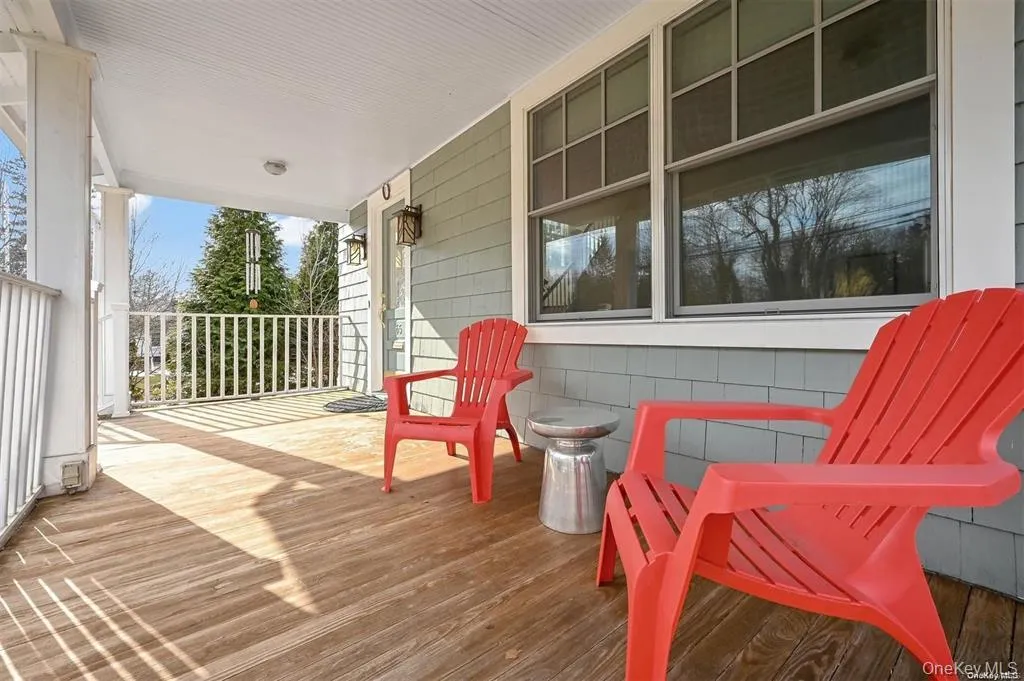 65 Main Street, Huntington, NY, 3 Bedrooms Bedrooms, 7 Rooms Rooms,1 BathroomBathrooms,Residential Lease,For Rent,Main,0,985847 65 Main Street, Huntington, NY, 3 Bedrooms Bedrooms, 7 Rooms Rooms,1 BathroomBathrooms,Residential Lease,For Rent,Main,0,985847