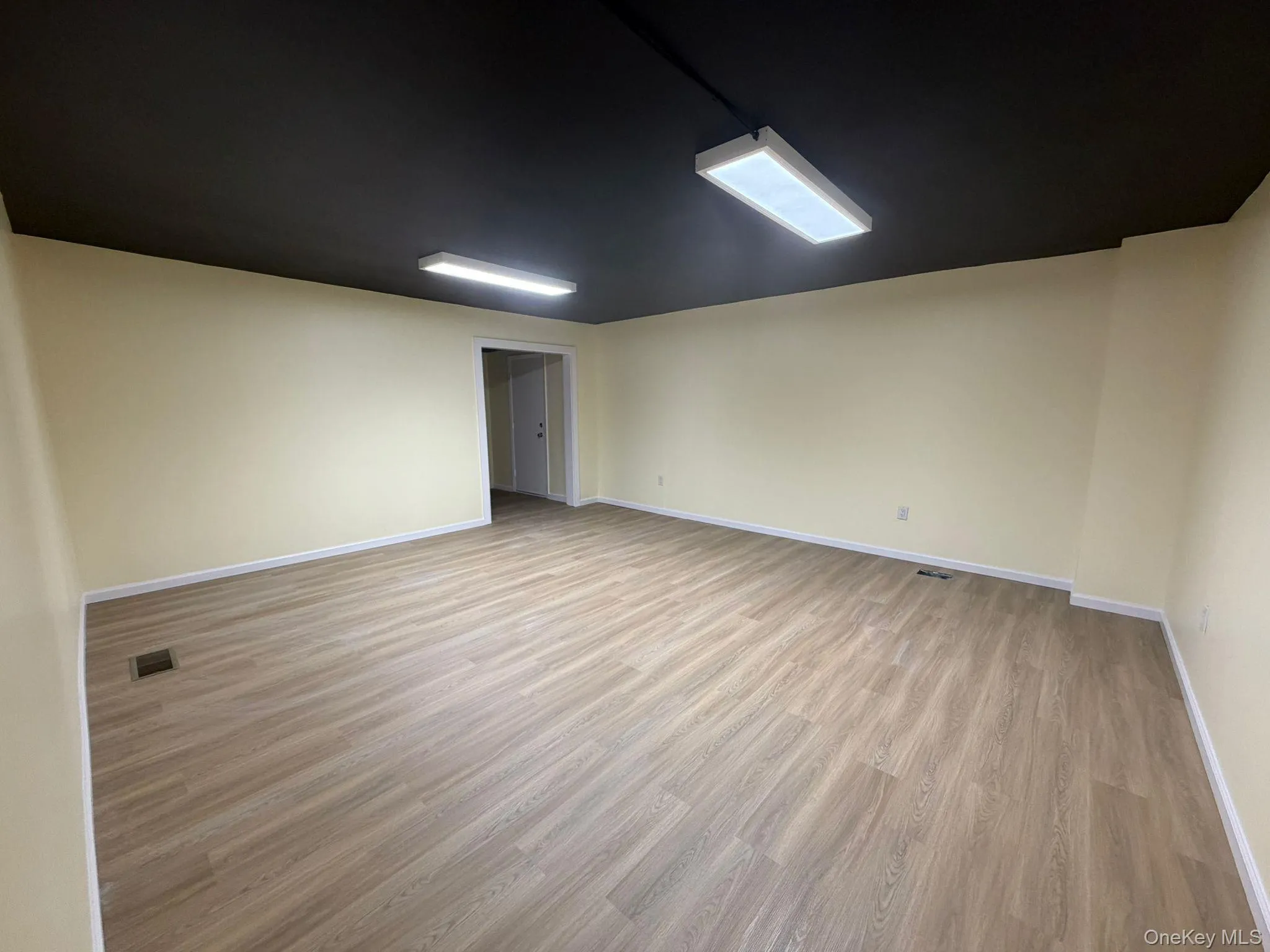 135 Main Street, Chester Town, NY, ,Commercial Lease,For Rent,Main,0,985864 135 Main Street, Chester Town, NY, ,Commercial Lease,For Rent,Main,0,985864