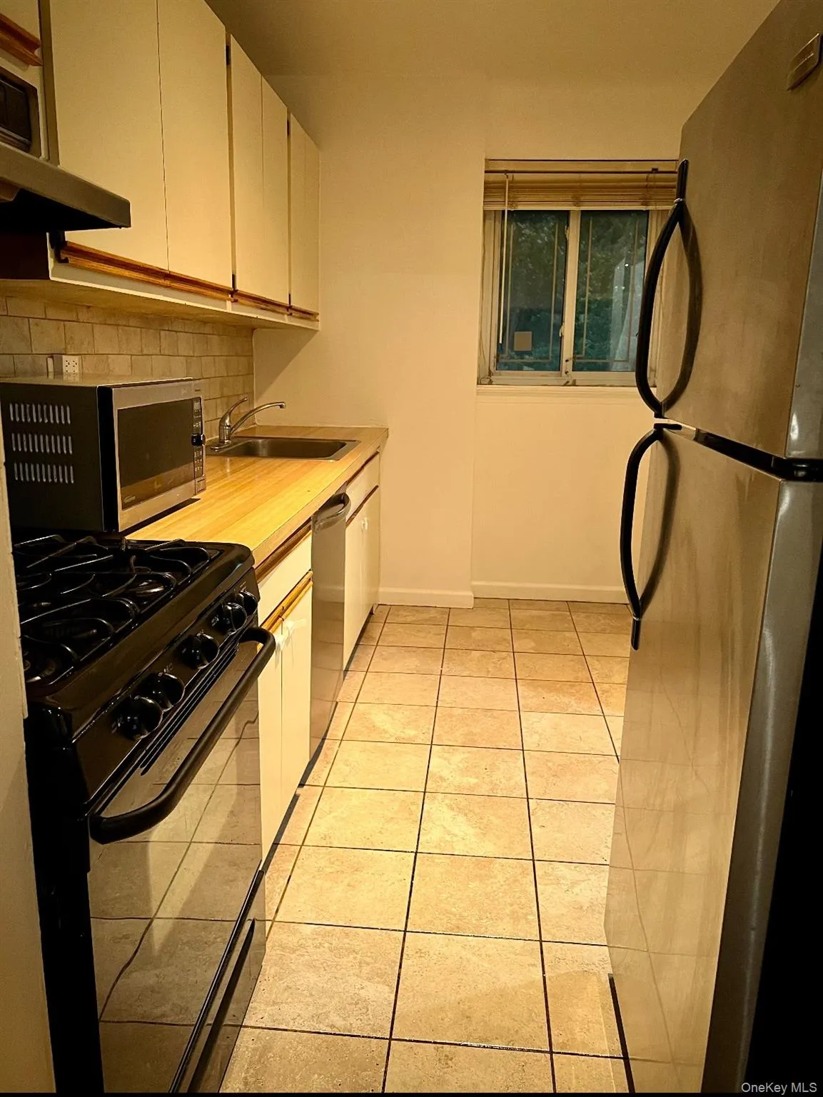 150 Glenwood Avenue, Yonkers, NY, 1 Bedroom Bedrooms, 5 Rooms Rooms,1 BathroomBathrooms,Residential Lease,For Rent,Glenwood,0,985872 150 Glenwood Avenue, Yonkers, NY, 1 Bedroom Bedrooms, 5 Rooms Rooms,1 BathroomBathrooms,Residential Lease,For Rent,Glenwood,0,985872