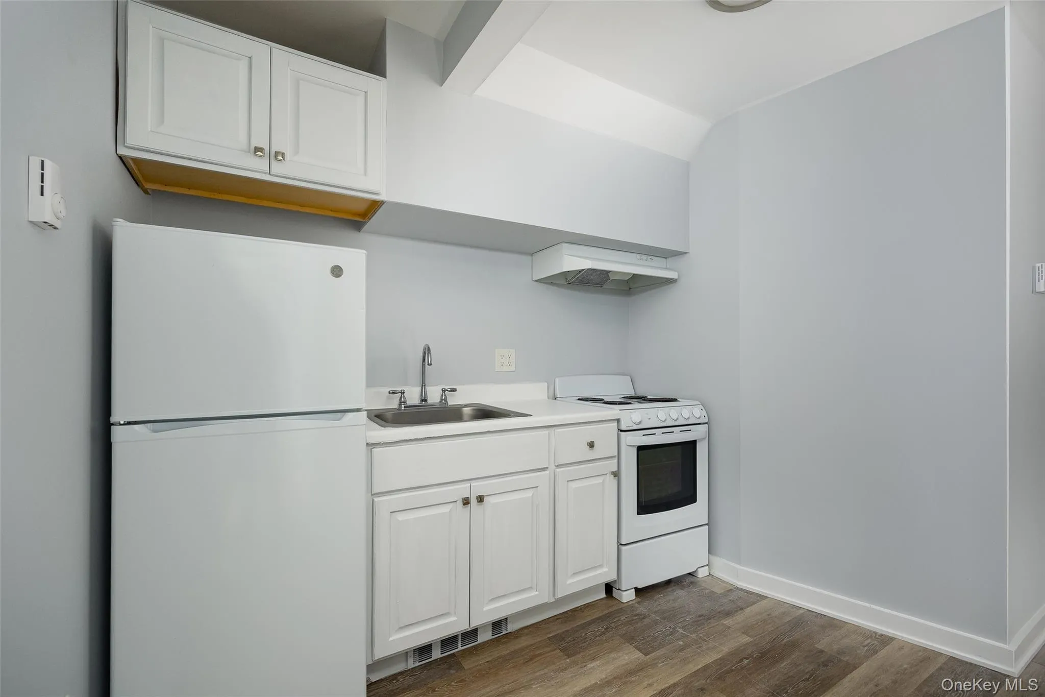 39 Fowler Avenue, Carmel, NY, 1 Bedroom Bedrooms, 3 Rooms Rooms,1 BathroomBathrooms,Residential Lease,For Rent,Fowler,0,985885 39 Fowler Avenue, Carmel, NY, 1 Bedroom Bedrooms, 3 Rooms Rooms,1 BathroomBathrooms,Residential Lease,For Rent,Fowler,0,985885