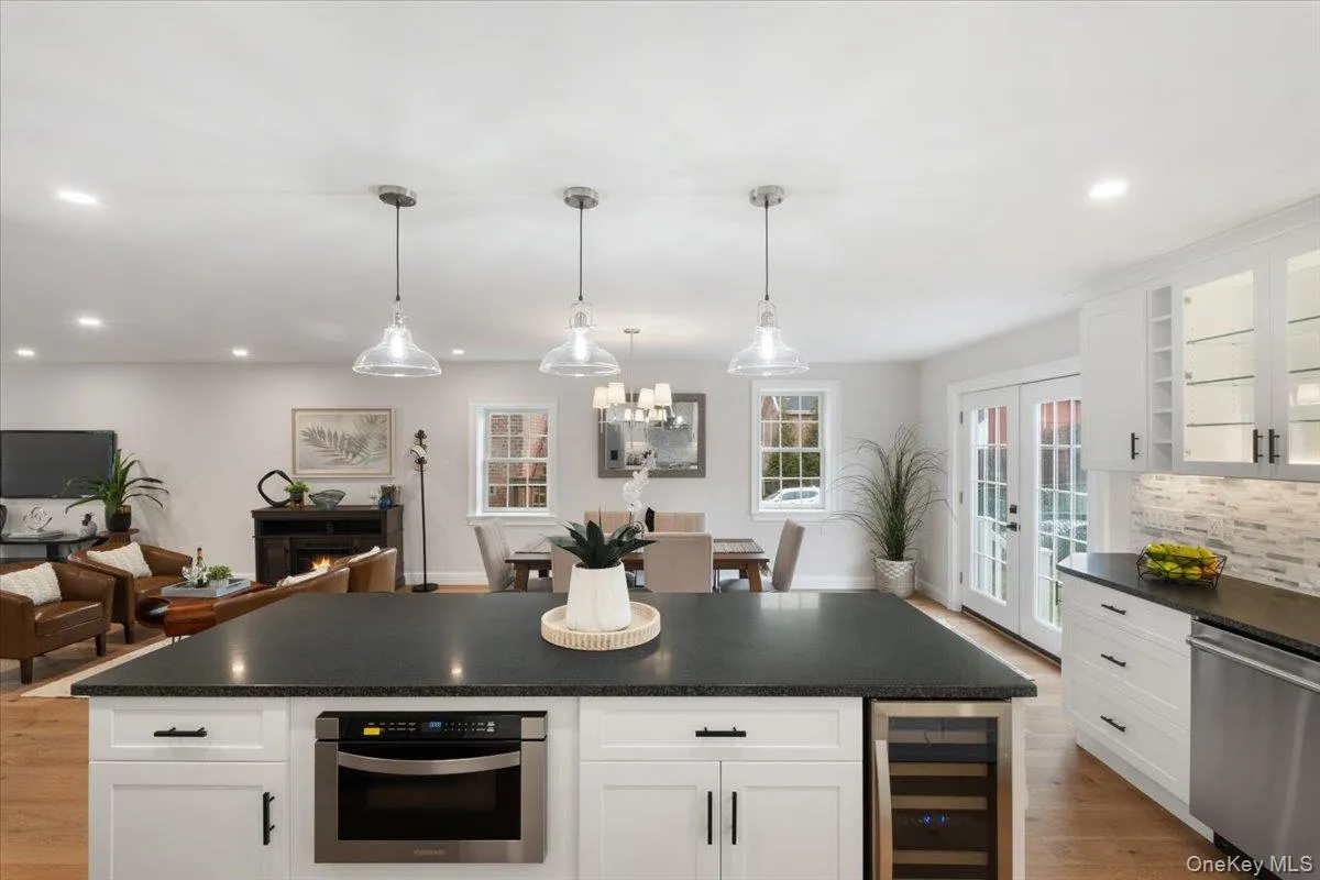 32 Ackerman Street, Beacon, NY, 3 Bedrooms Bedrooms, 10 Rooms Rooms,3 BathroomsBathrooms,Residential Lease,For Rent,Ackerman,0,985901 32 Ackerman Street, Beacon, NY, 3 Bedrooms Bedrooms, 10 Rooms Rooms,3 BathroomsBathrooms,Residential Lease,For Rent,Ackerman,0,985901